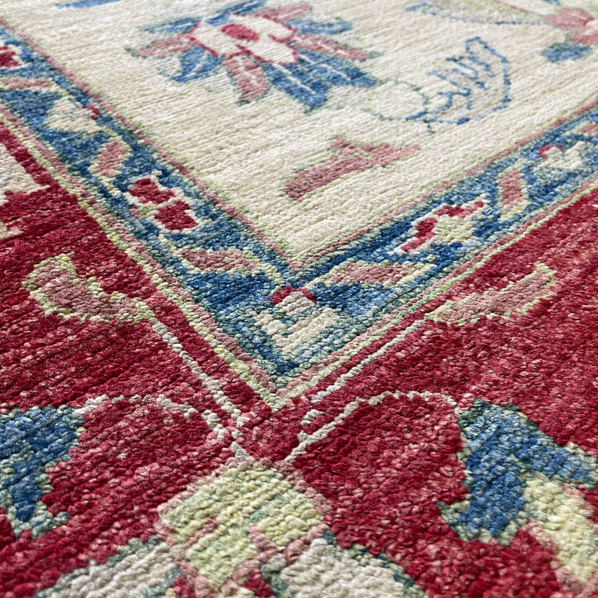 Afghan Sultanabad Rug