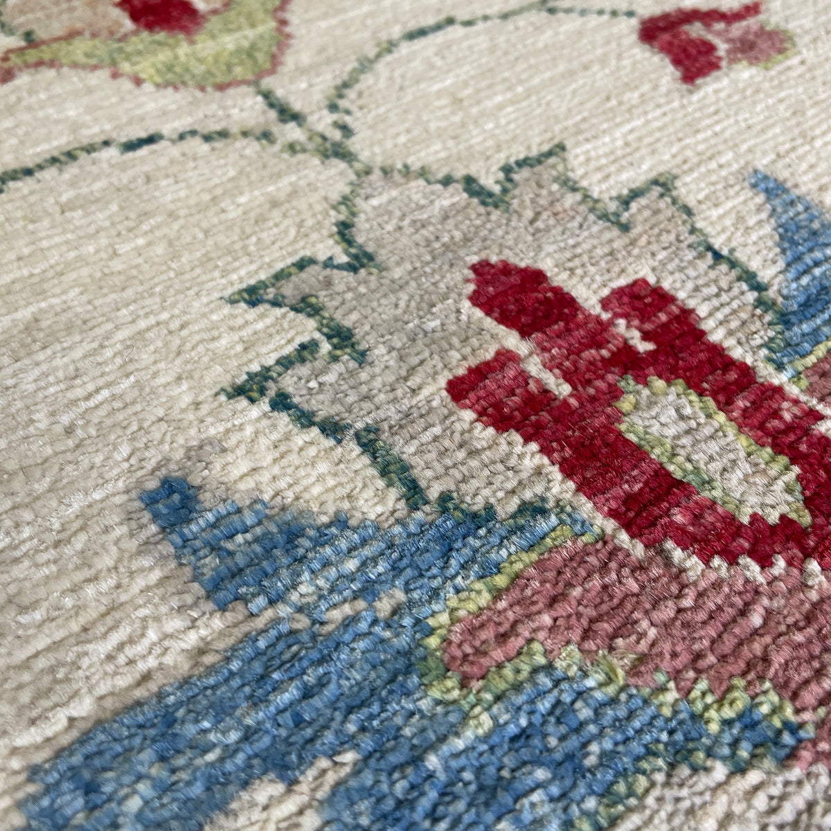 Afghan Sultanabad Rug