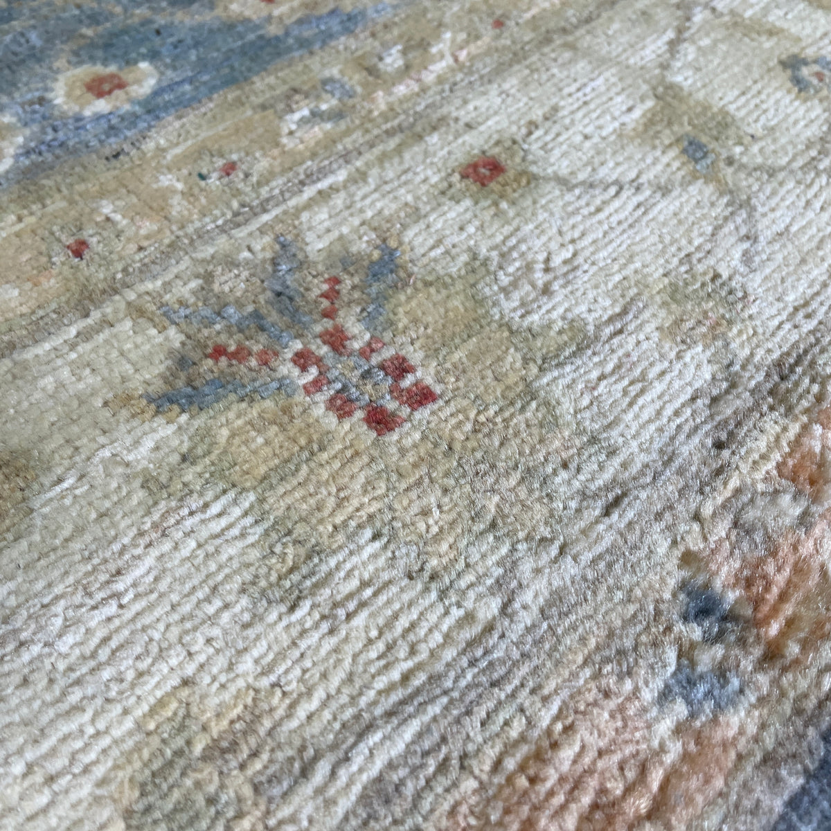 Afghan Sultanabad Rug