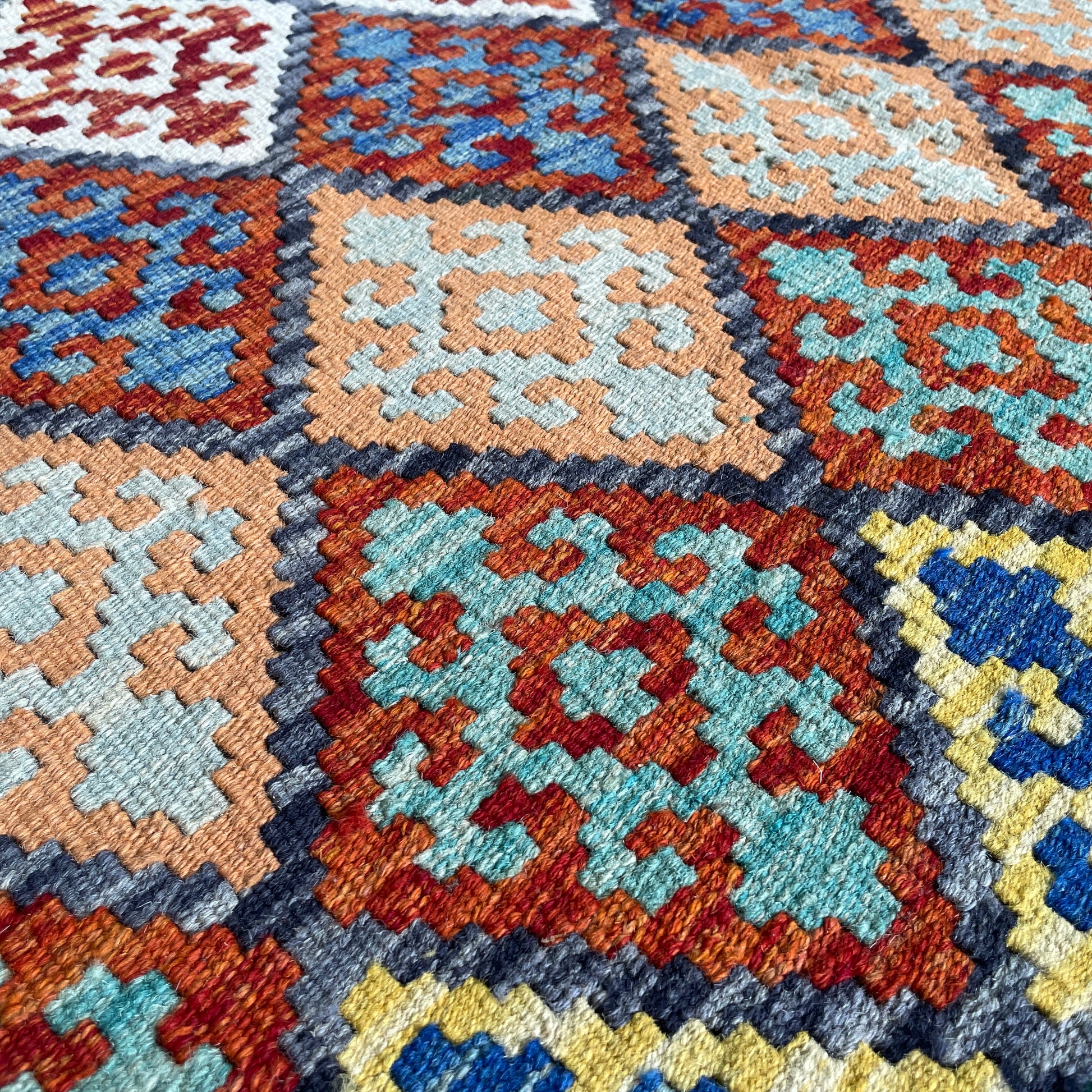 237 x 196 cm | Afghan Kilim Rug