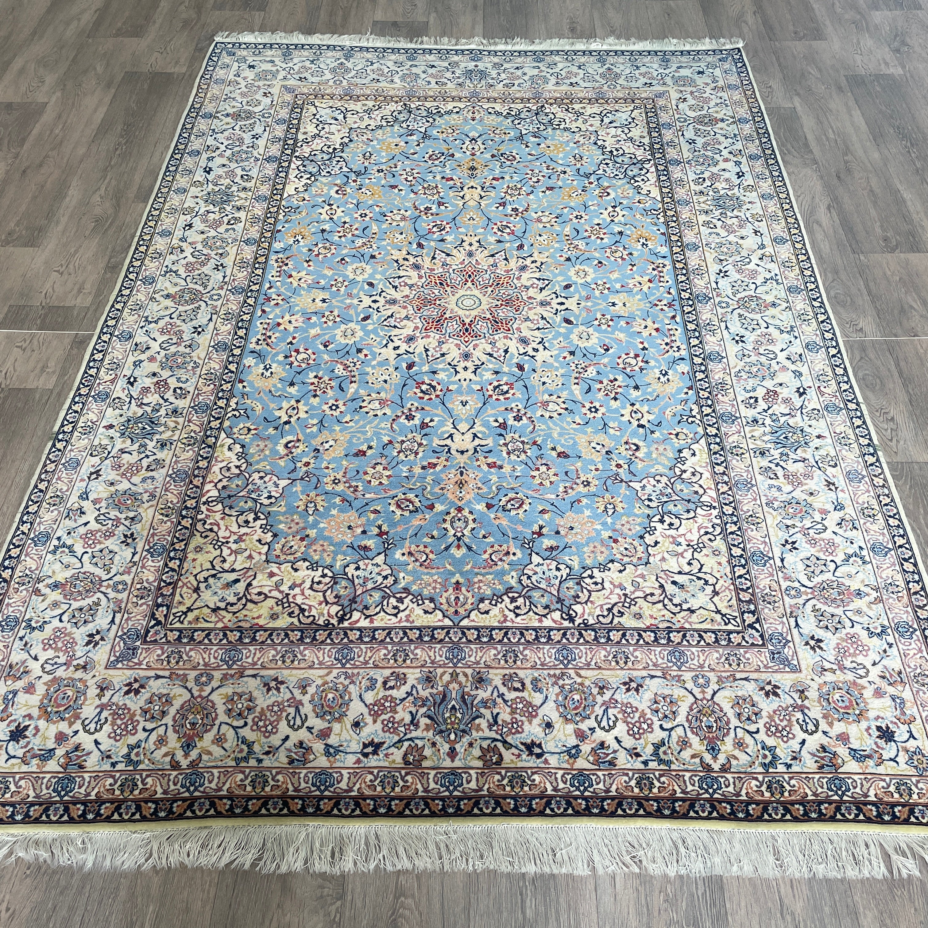 236 x 155 cm | Persian Isfahan Rug (Antique 1950) - Khorasan Rugs
