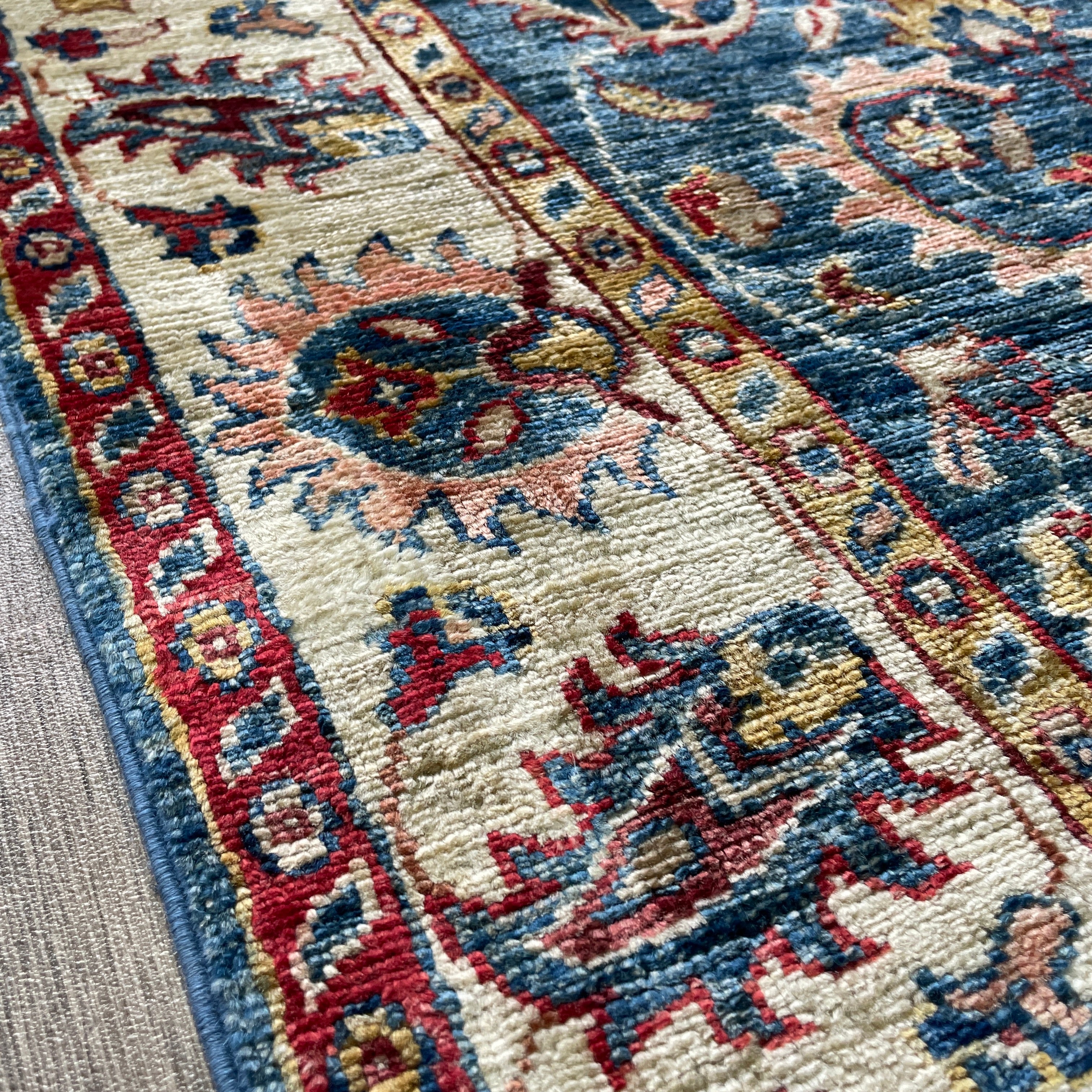 Afghan Sultanabad Rug