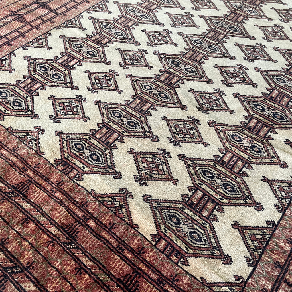 Old Afghan Zahir Shah Rug c. 1970