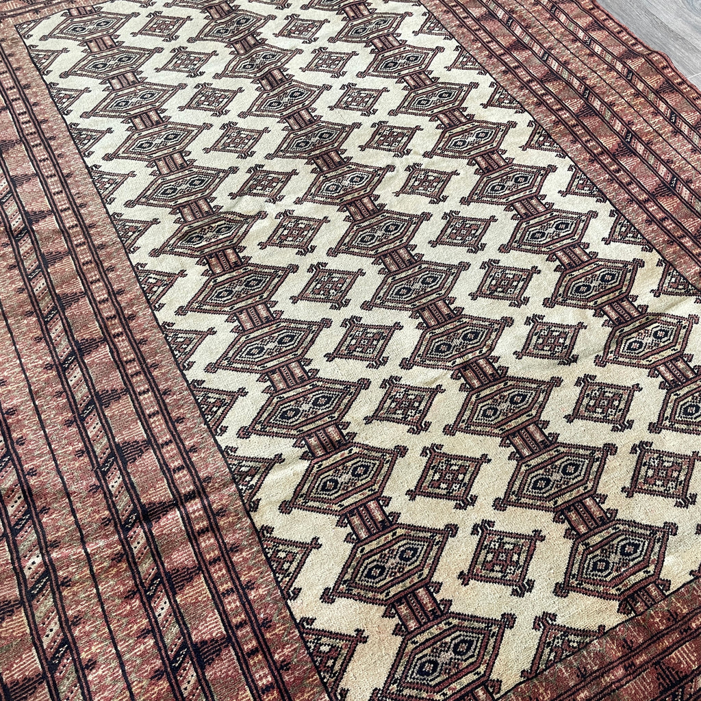 Old Afghan Zahir Shah Rug c. 1970