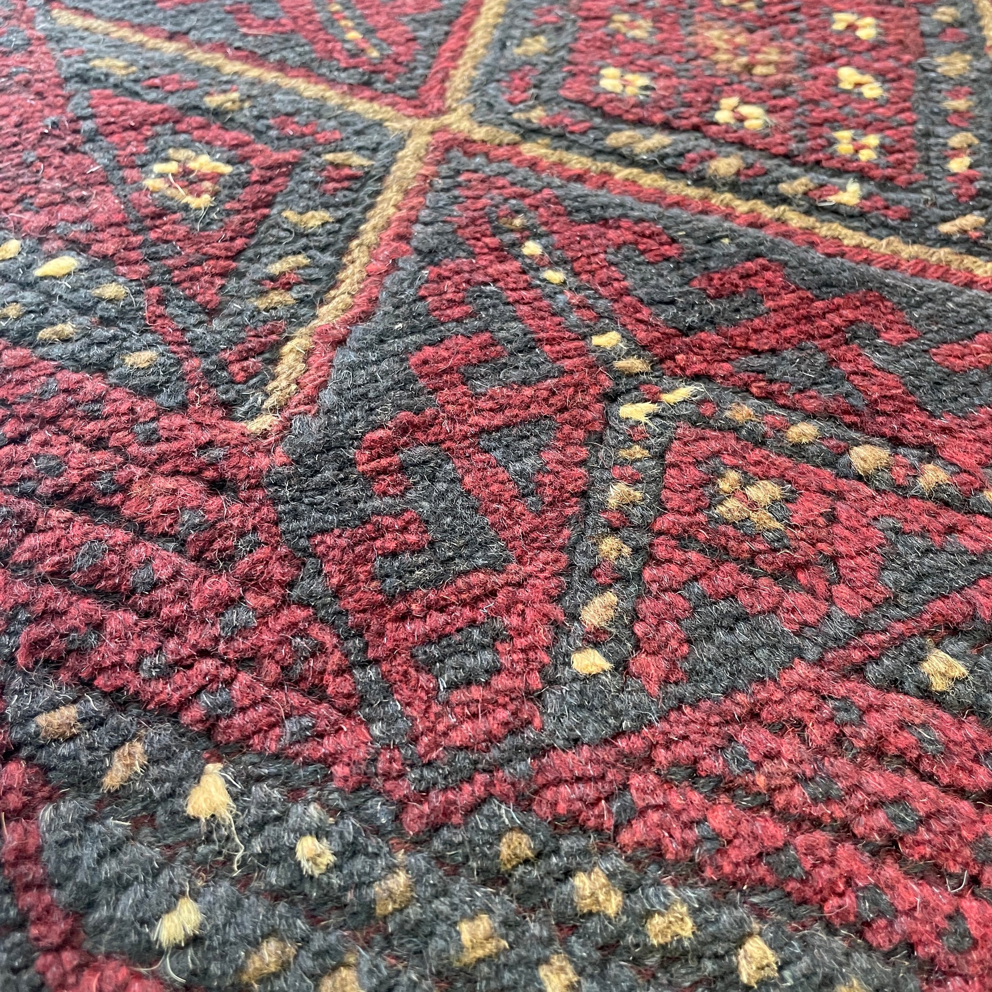 261 x 57 cm | Afghan Mushwani Runner
