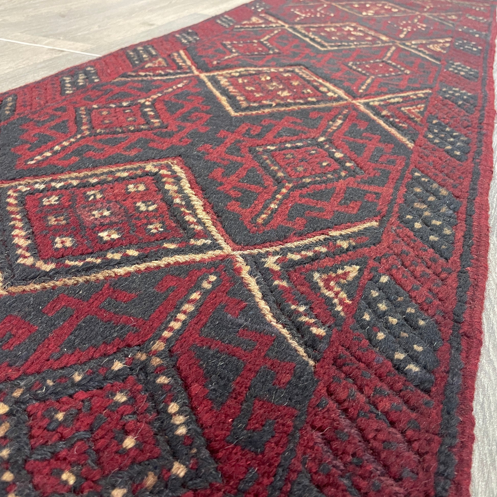 261 x 57 cm | Afghan Mushwani Runner