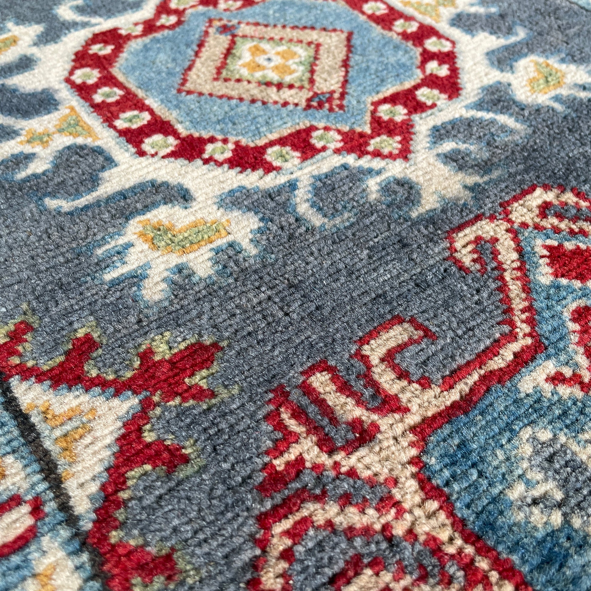 293 x 83 cm | Afghan Kazak Yakash Runner