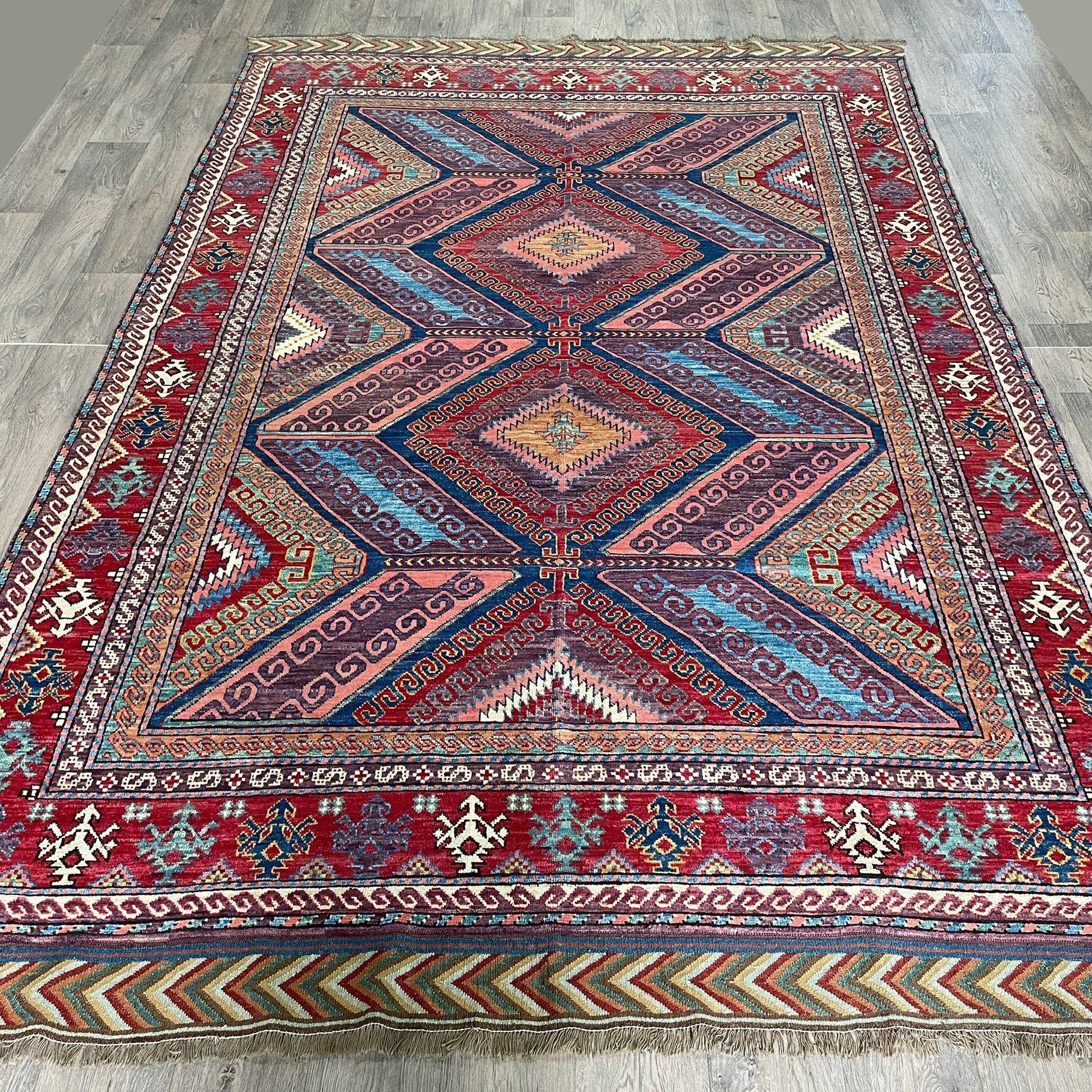 310 x 198 cm | Afghan Caucasian Shirvan Rug