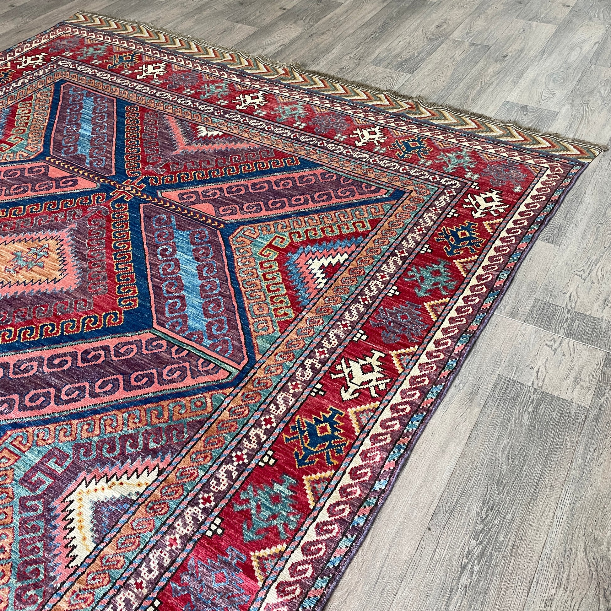 310 x 198 cm | Afghan Caucasian Shirvan Rug