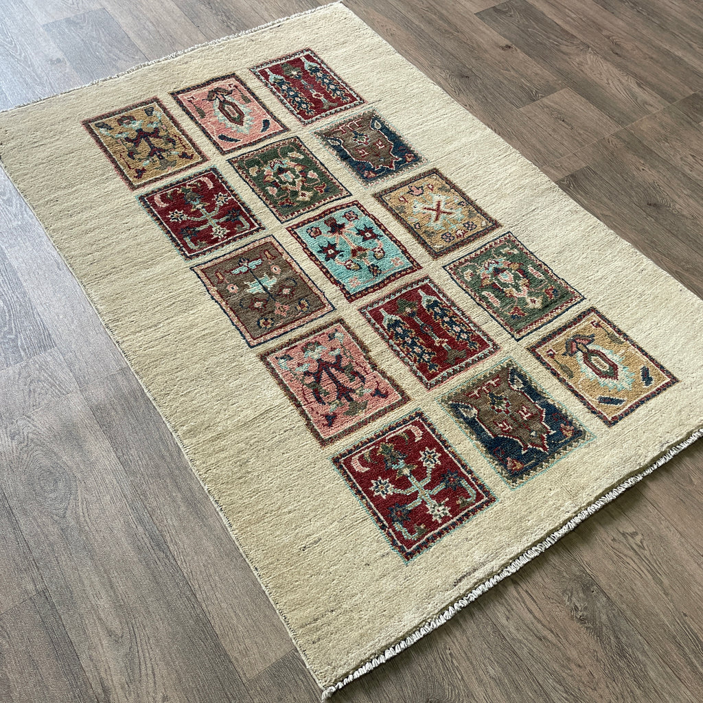 Afghan Sultanabad Rug 'Tray of Flowers'