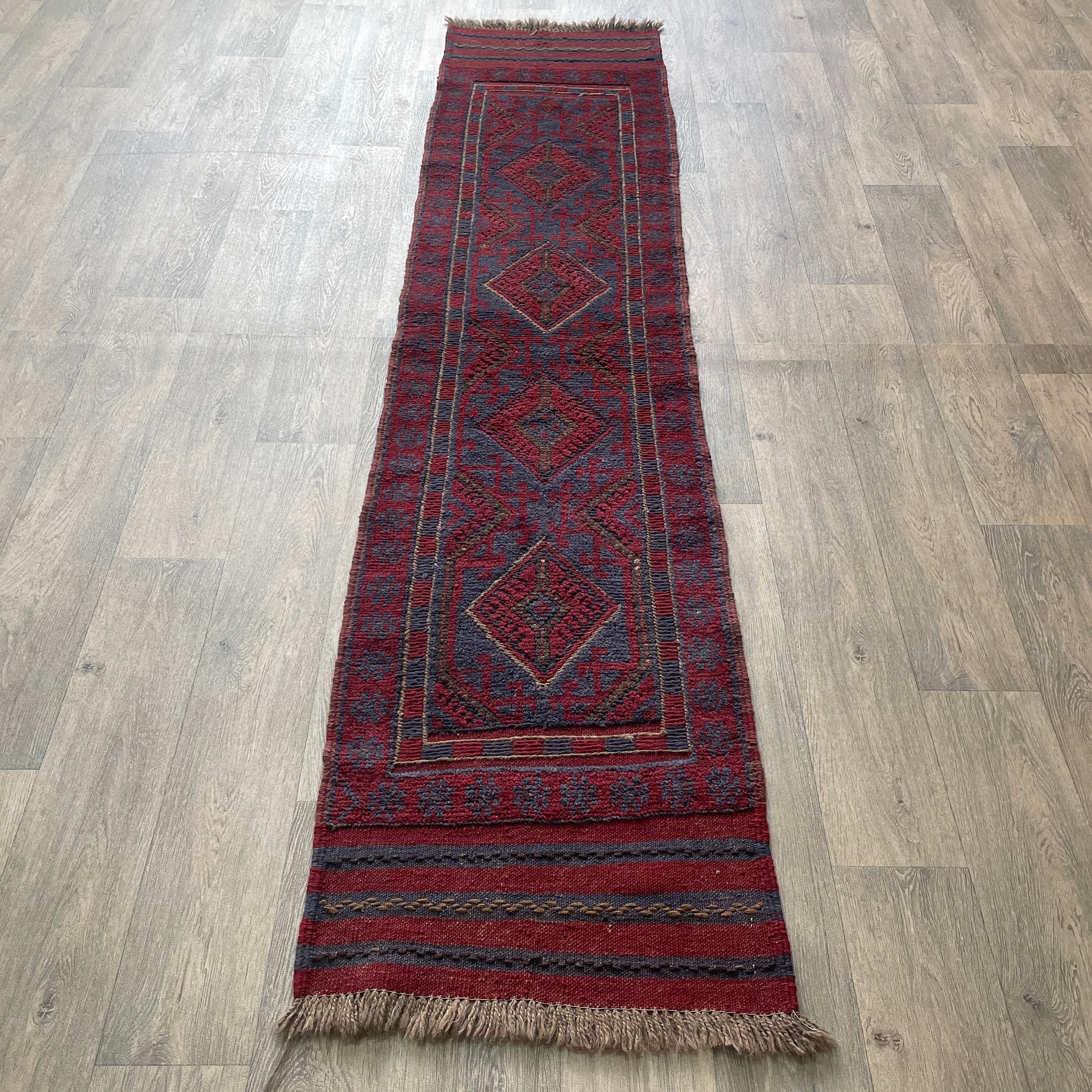 Afghan Mushwani Runner
