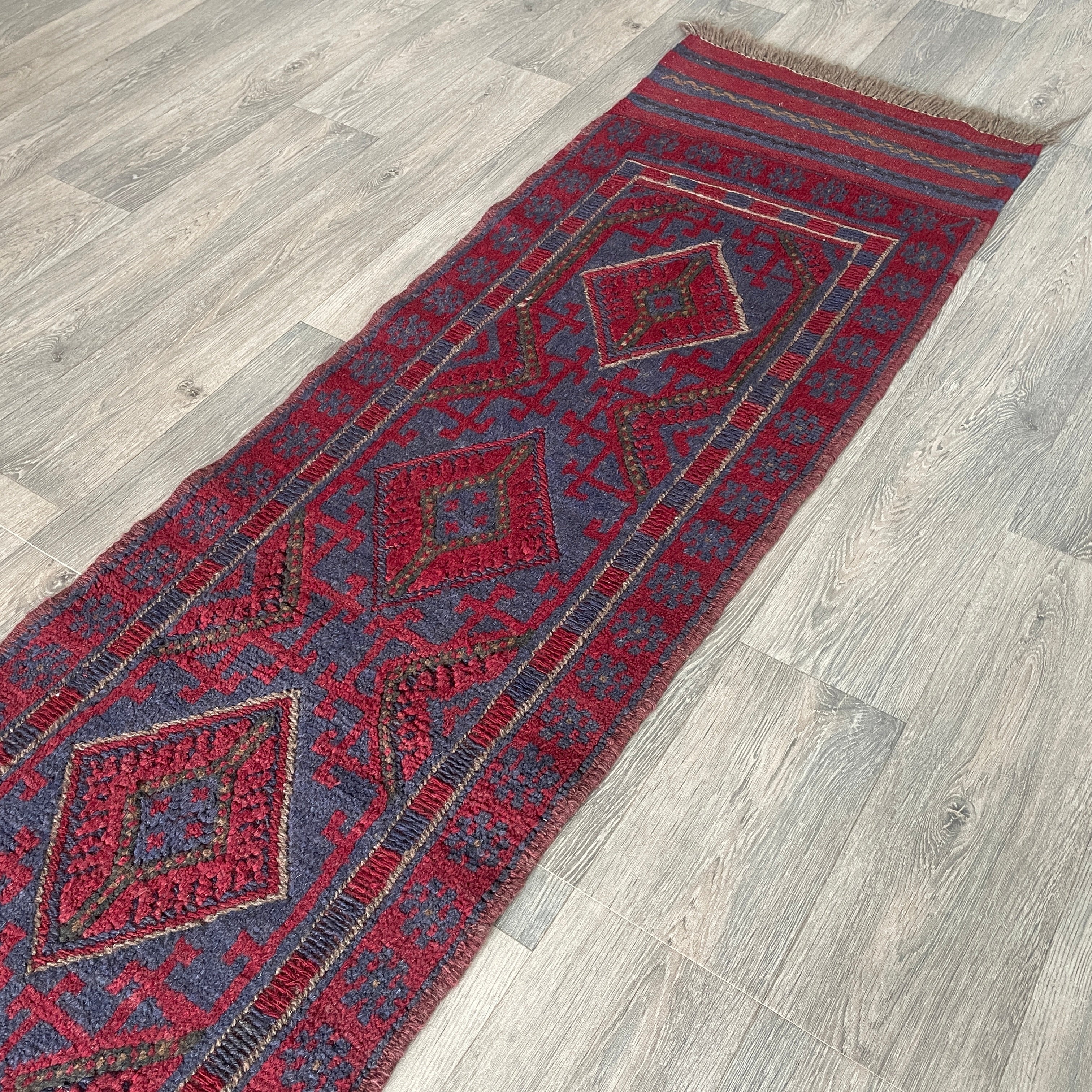 Afghan Mushwani Runner