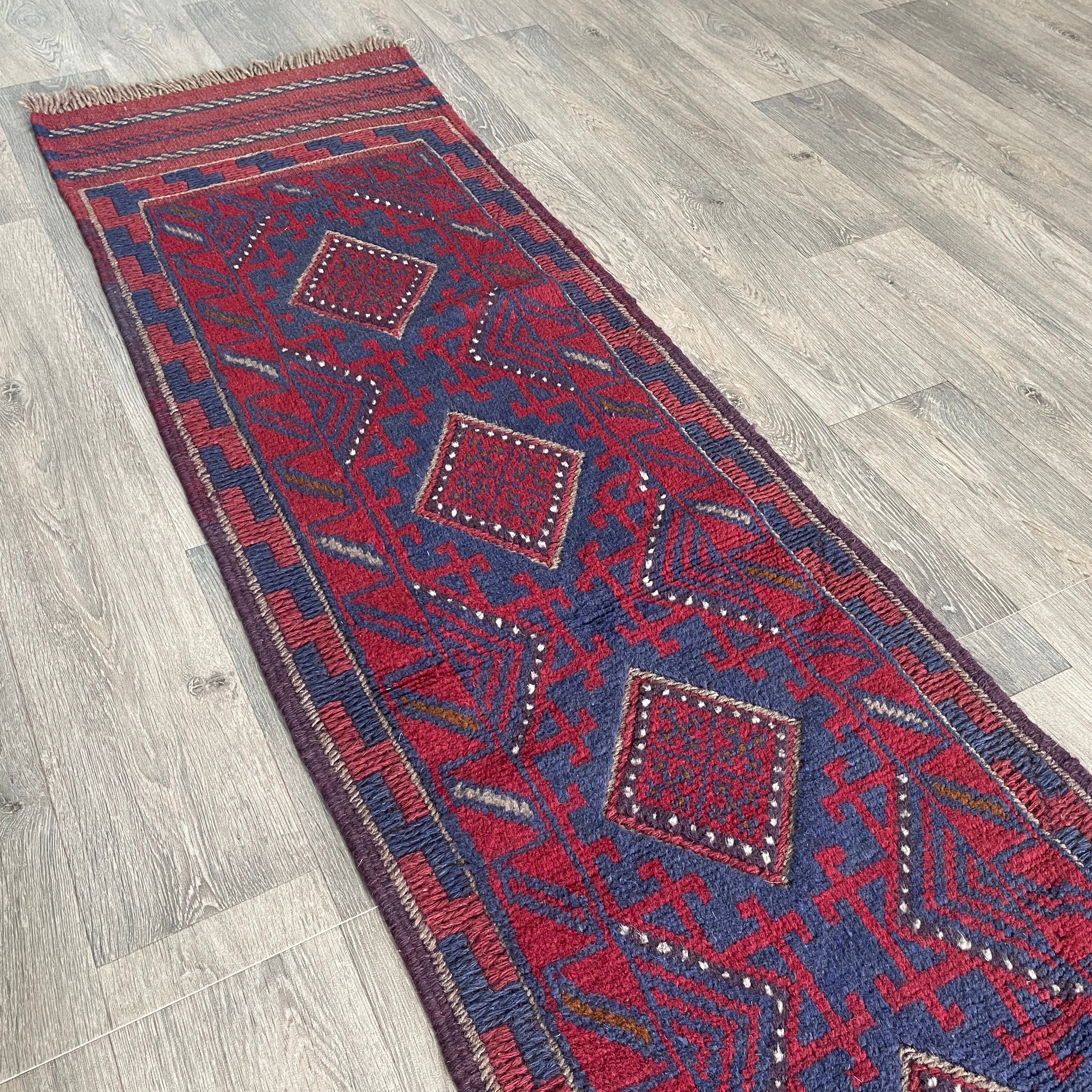 Afghan Mushwani Runner