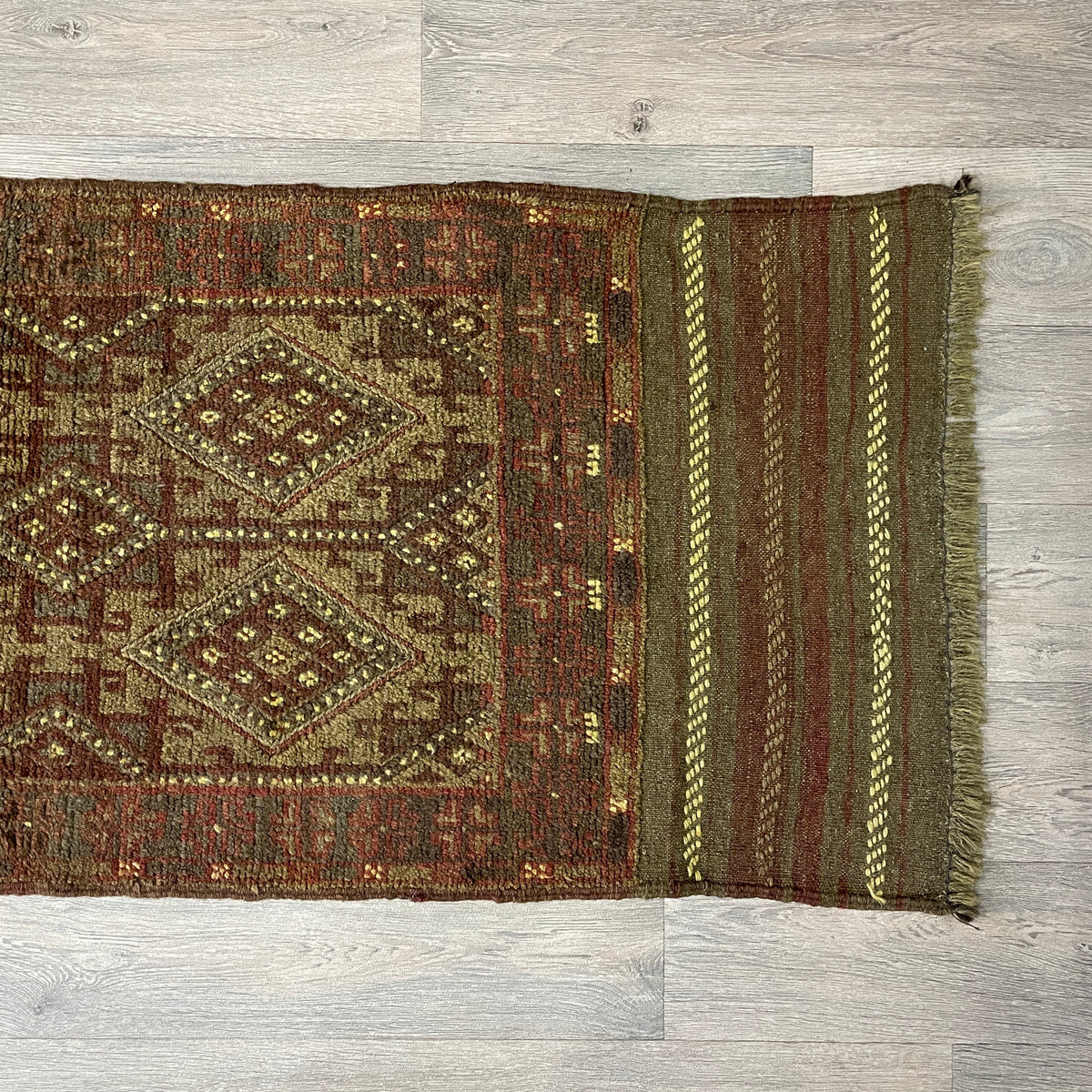 Afghan Mushwani Runner