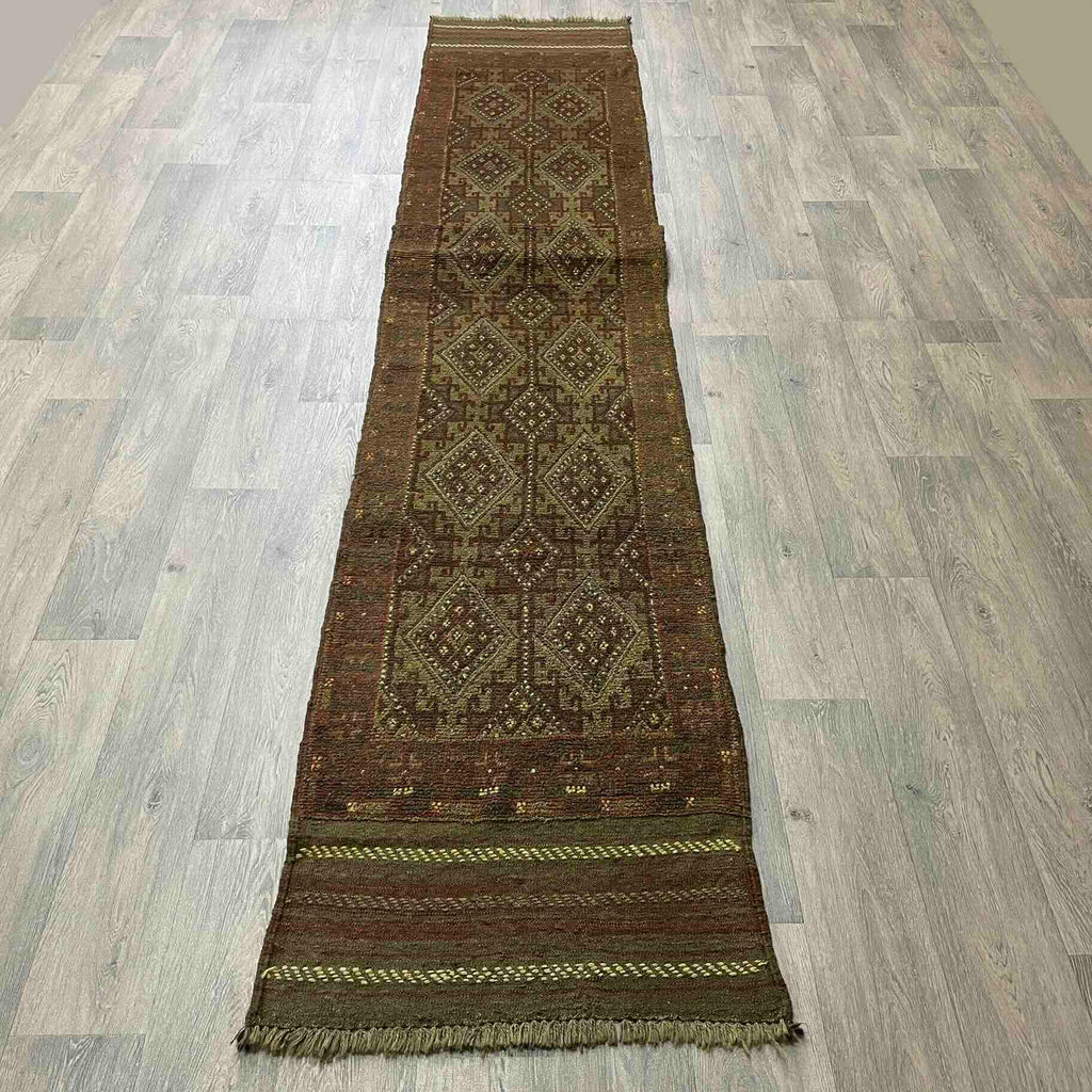 Afghan Mushwani Runner