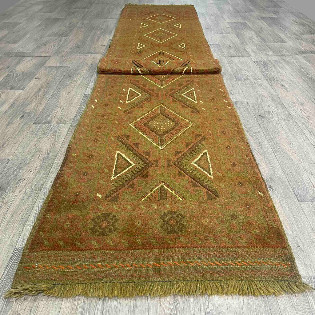 Afghan Mushwani Runner