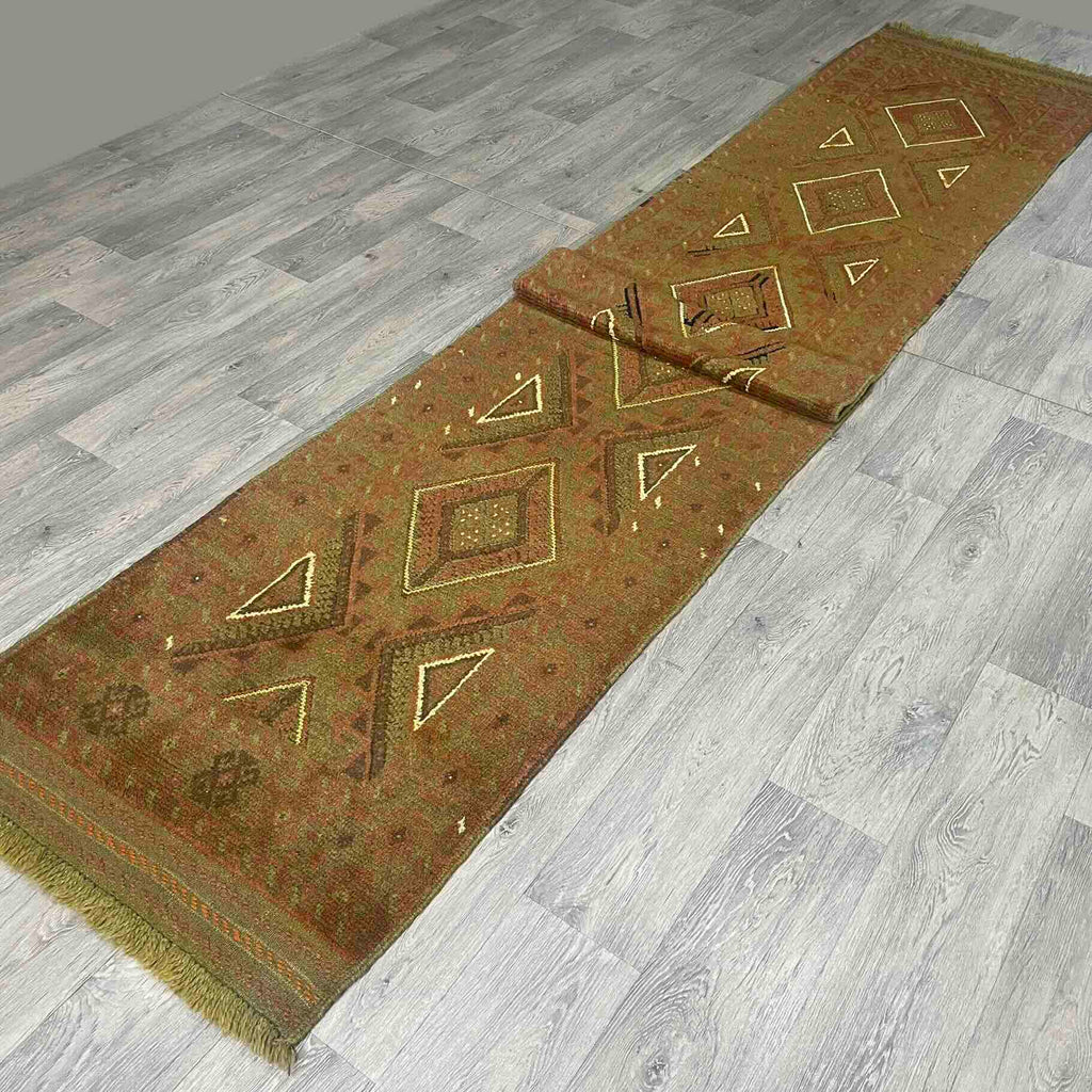 Afghan Mushwani Runner
