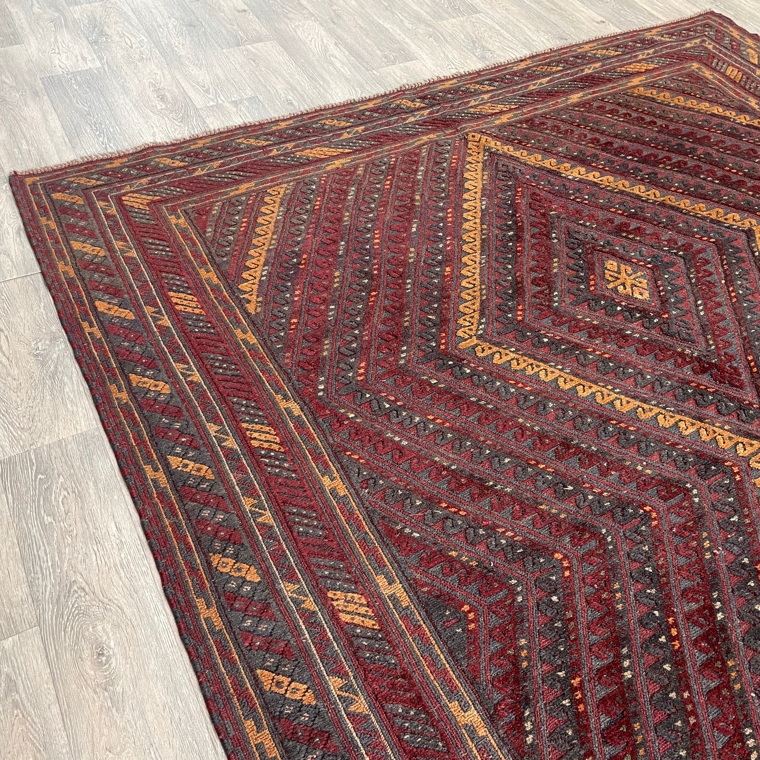 Afghan Mushwani Rug