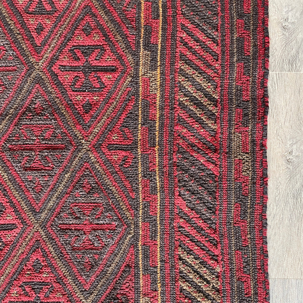 191 x 155 cm | Afghan Mushwani Rug