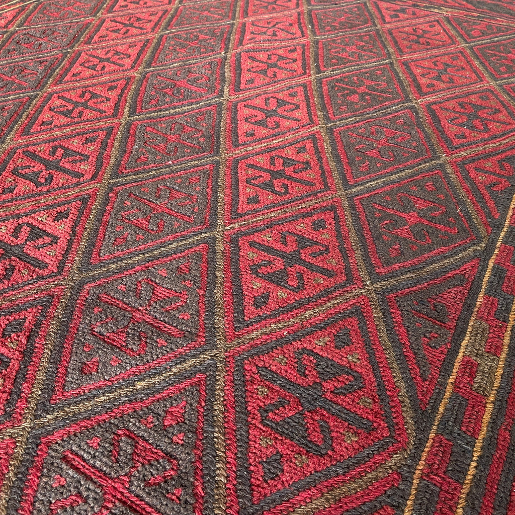 191 x 155 cm | Afghan Mushwani Rug