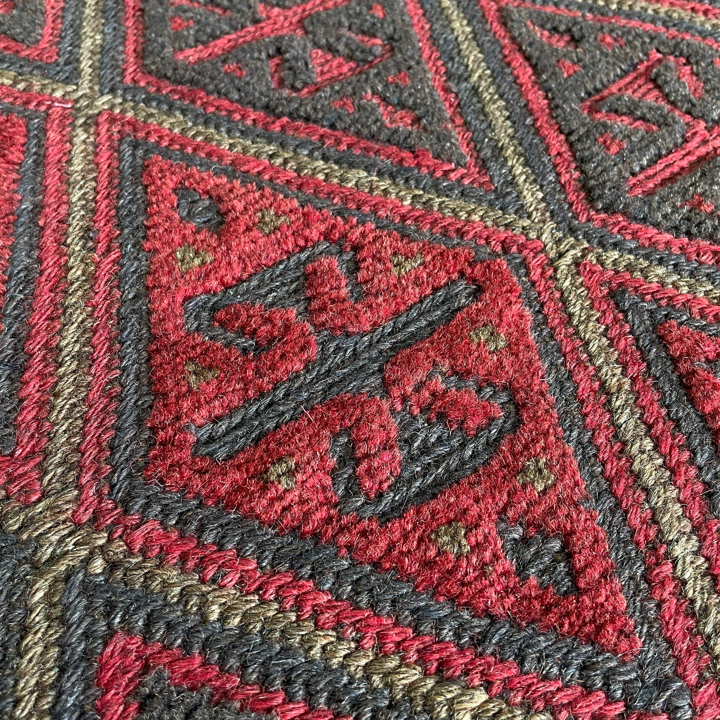191 x 155 cm | Afghan Mushwani Rug