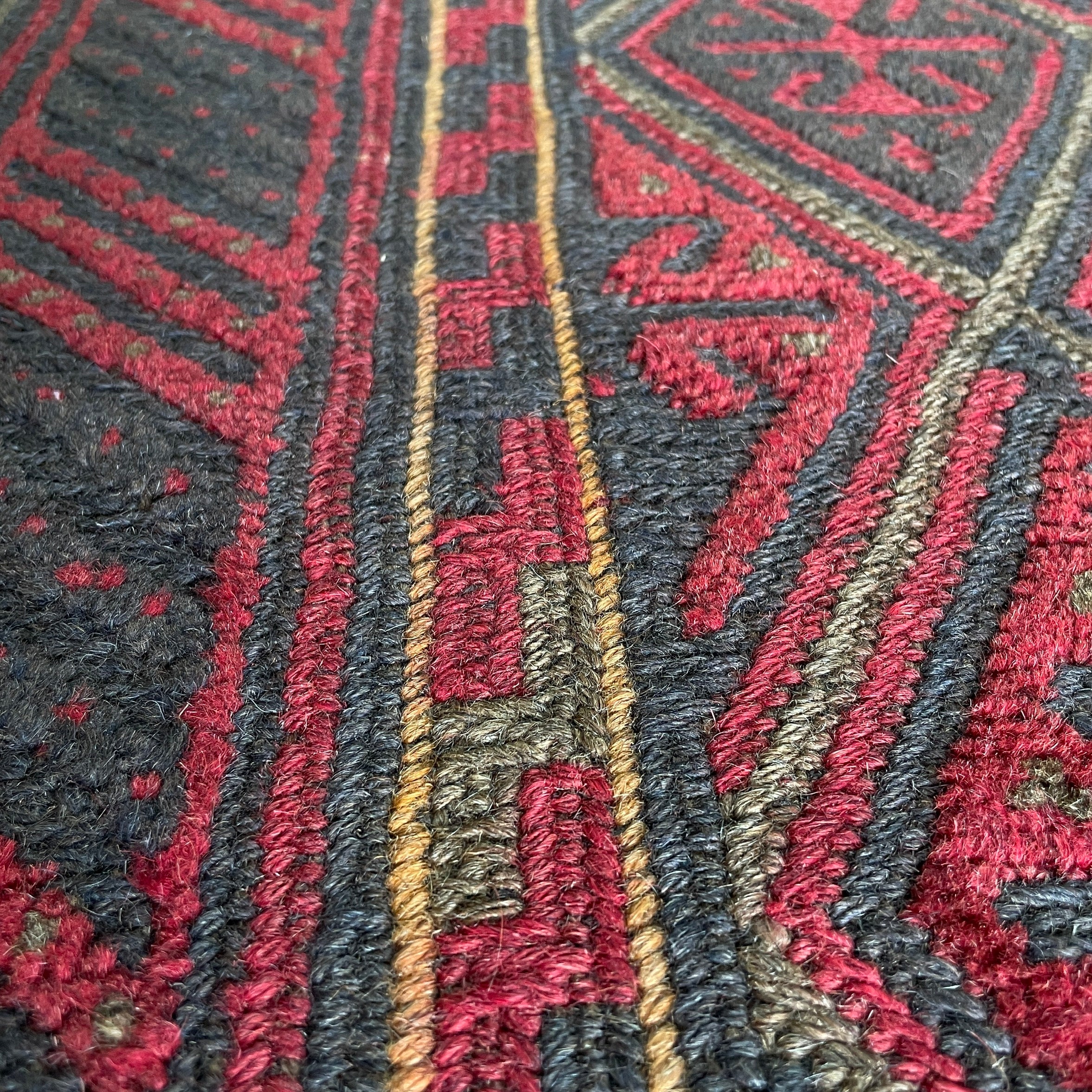 191 x 155 cm | Afghan Mushwani Rug
