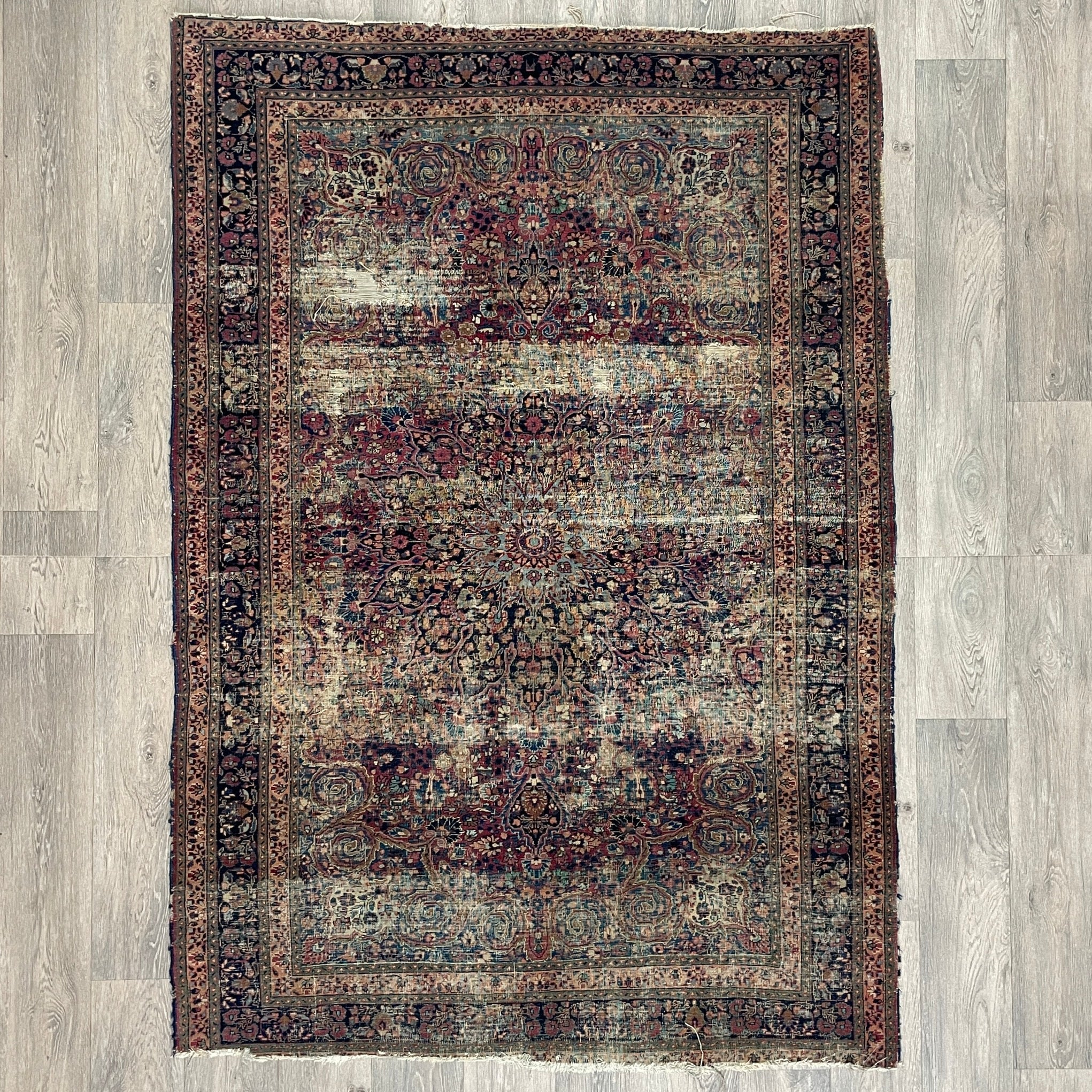 191 x 133 cm | Persian Kerman Rug (Antique 1910)