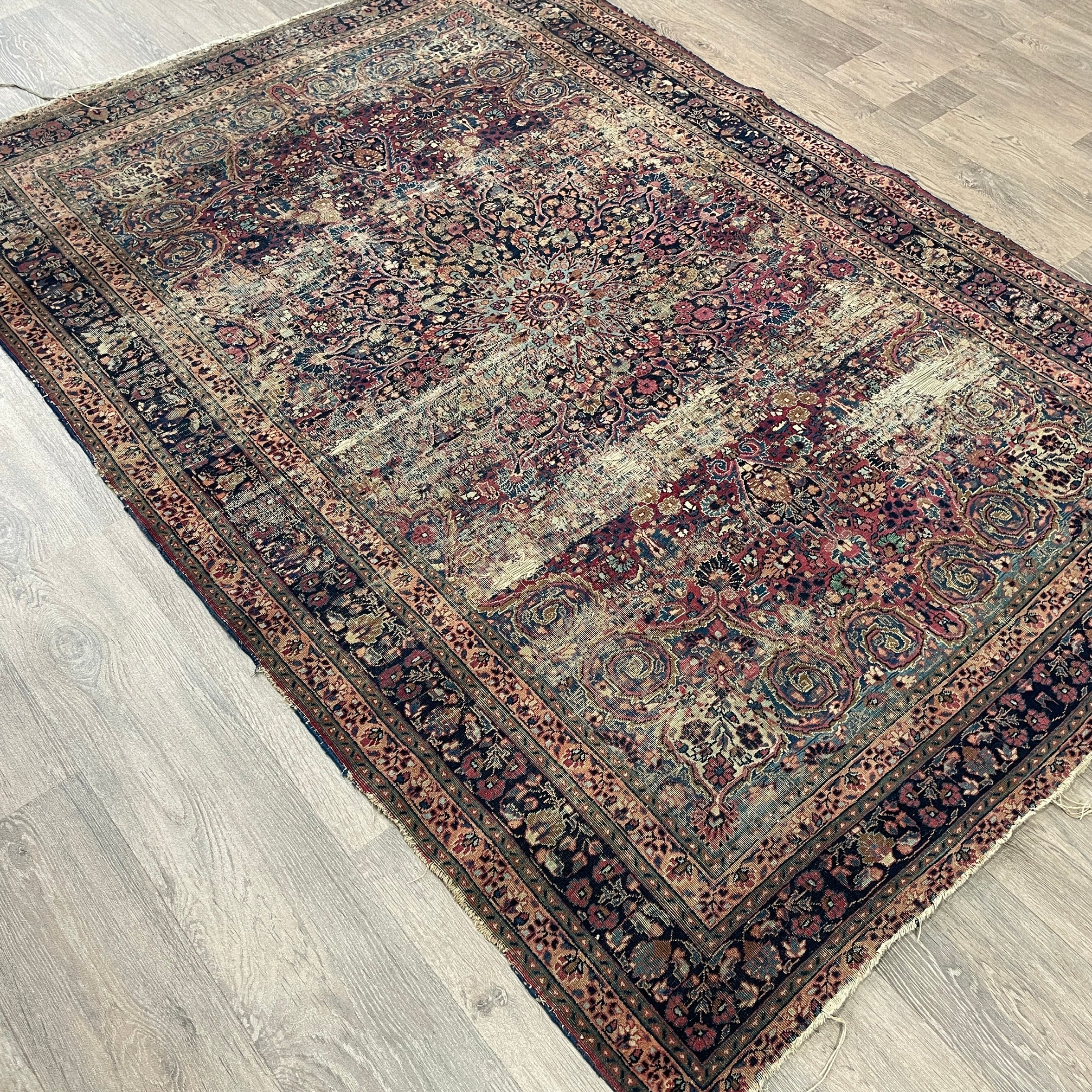 191 x 133 cm | Persian Kerman Rug (Antique 1910)