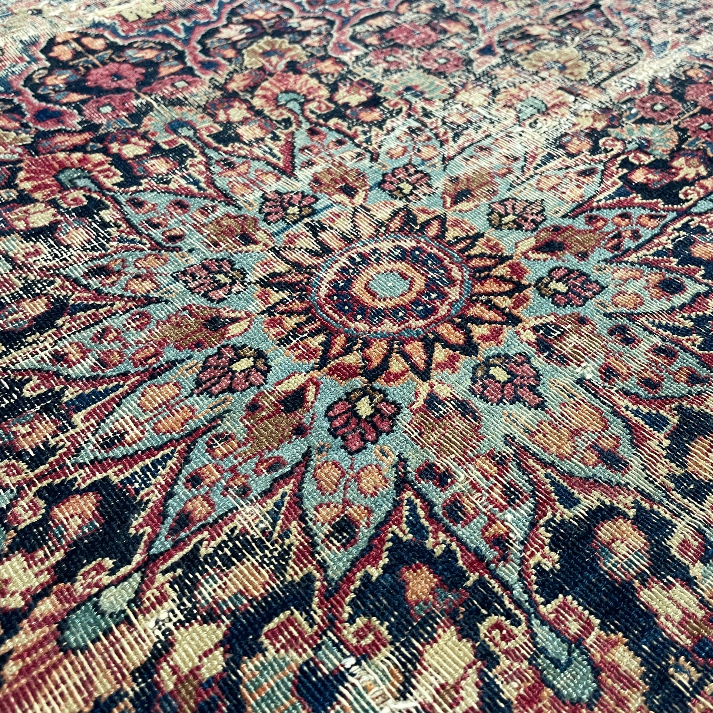 191 x 133 cm | Persian Kerman Rug (Antique 1910)