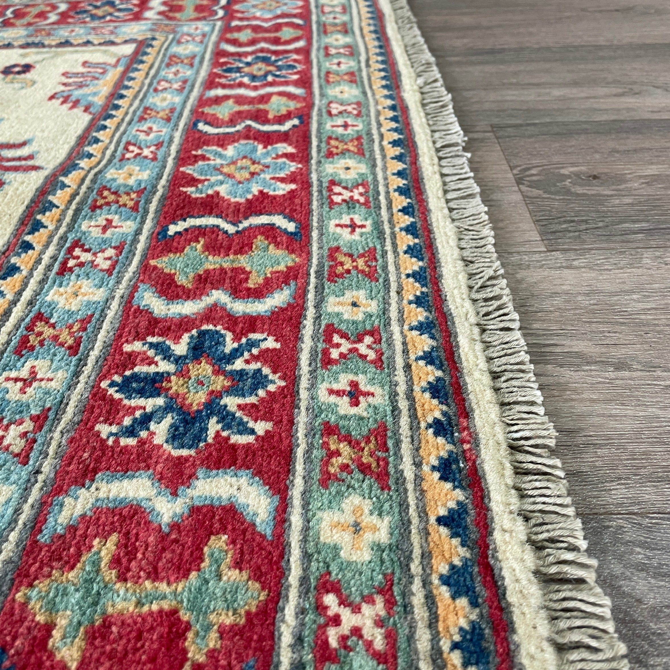 143 x 100 cm | Afghan Kazak Yakash Rug