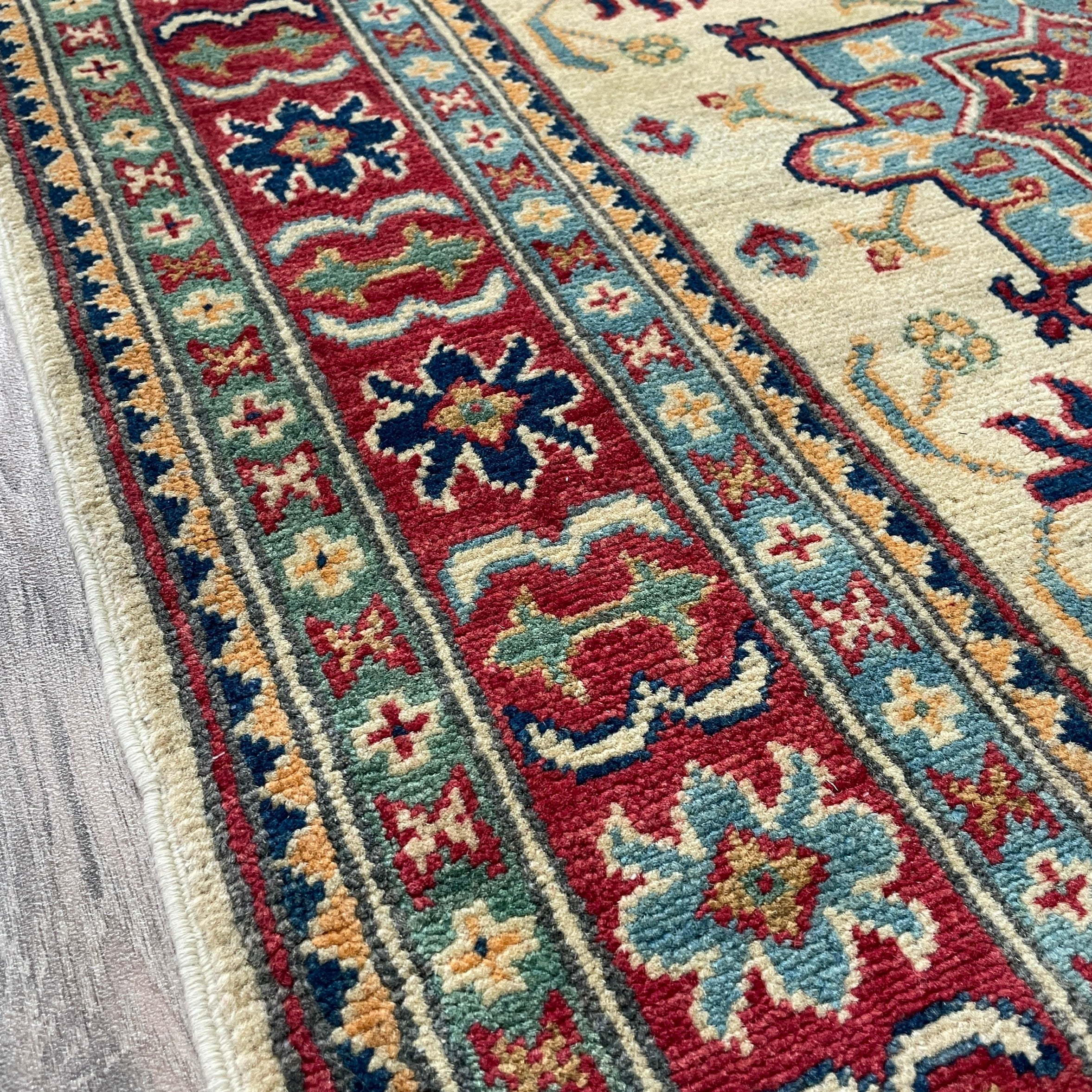 143 x 100 cm | Afghan Kazak Yakash Rug