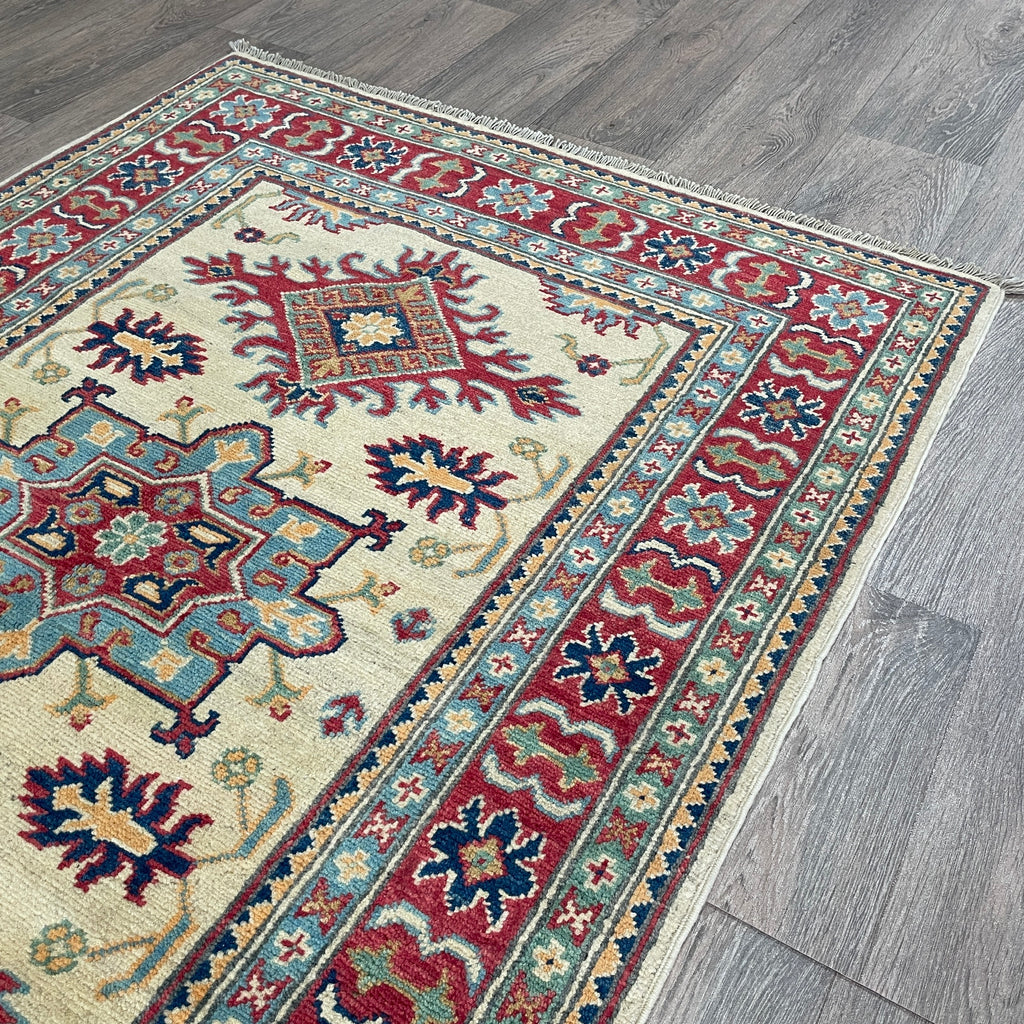 143 x 100 cm | Afghan Kazak Yakash Rug