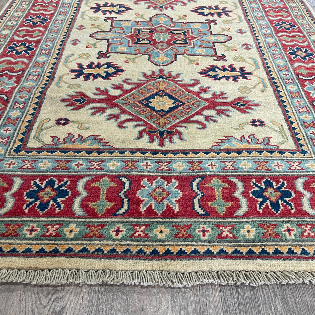 143 x 100 cm | Afghan Kazak Yakash Rug
