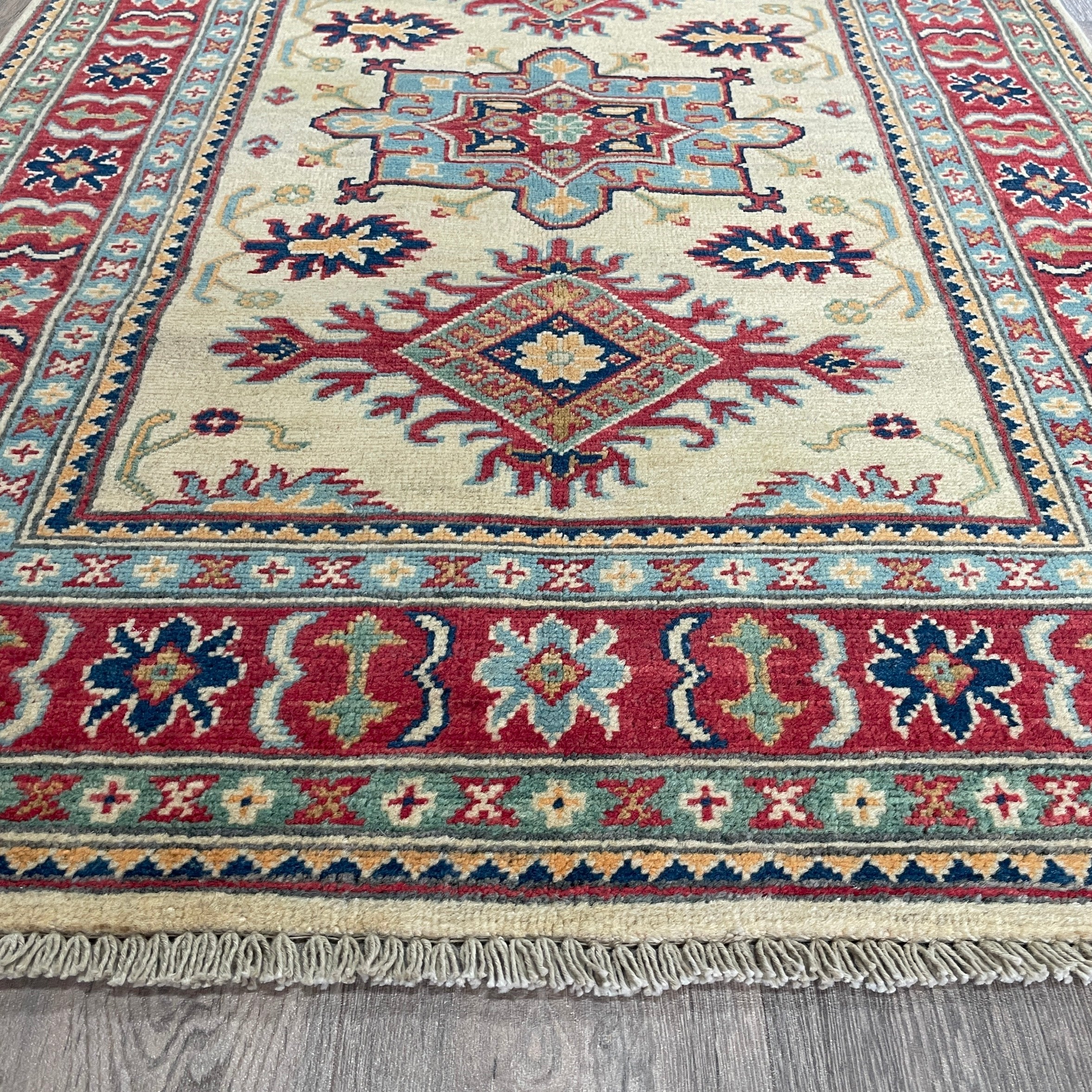 143 x 100 cm | Afghan Kazak Yakash Rug