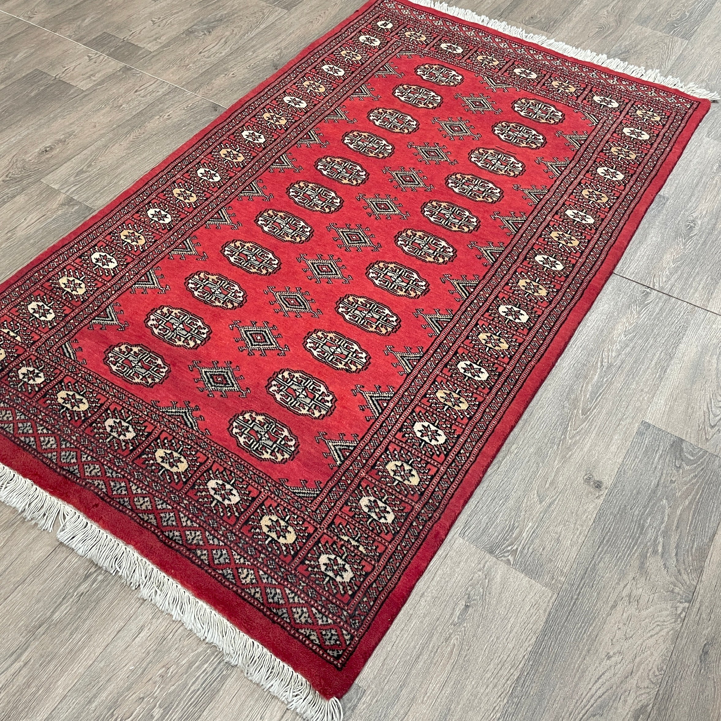 176 x 99 cm | Afghan Bokhara Rug