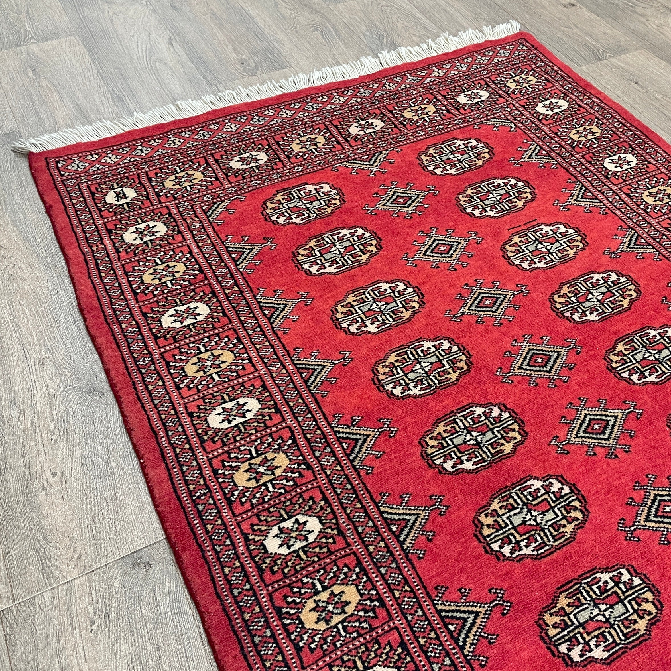 176 x 99 cm | Afghan Bokhara Rug