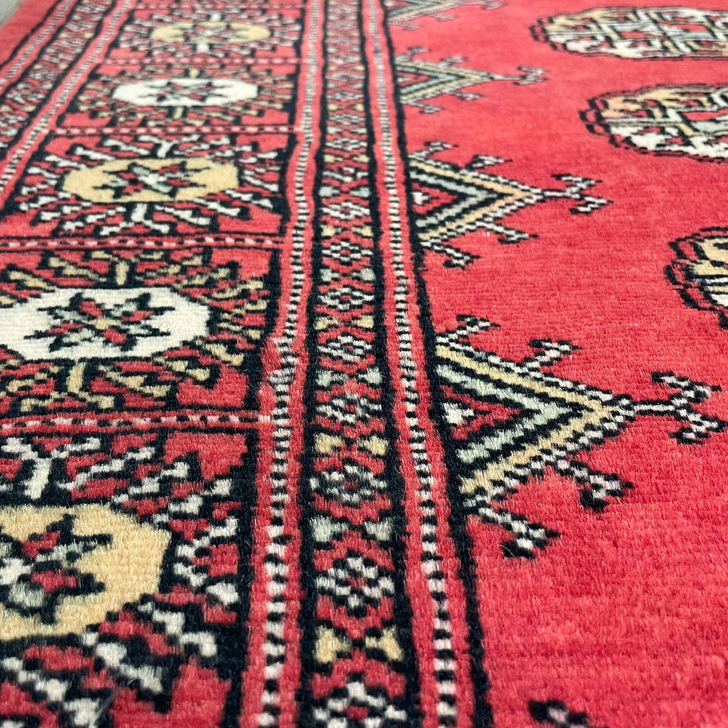 176 x 99 cm | Afghan Bokhara Rug