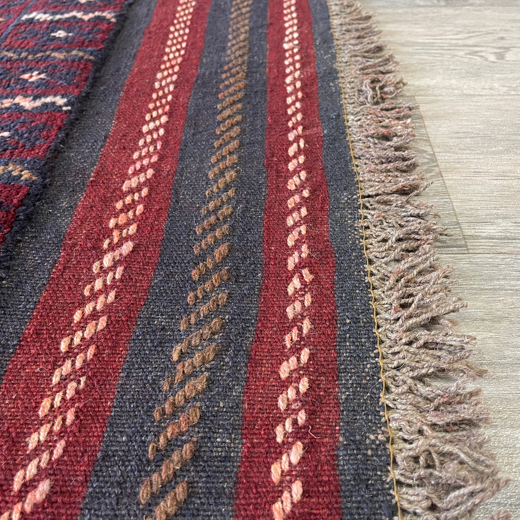 Afghan Mushwani Runner