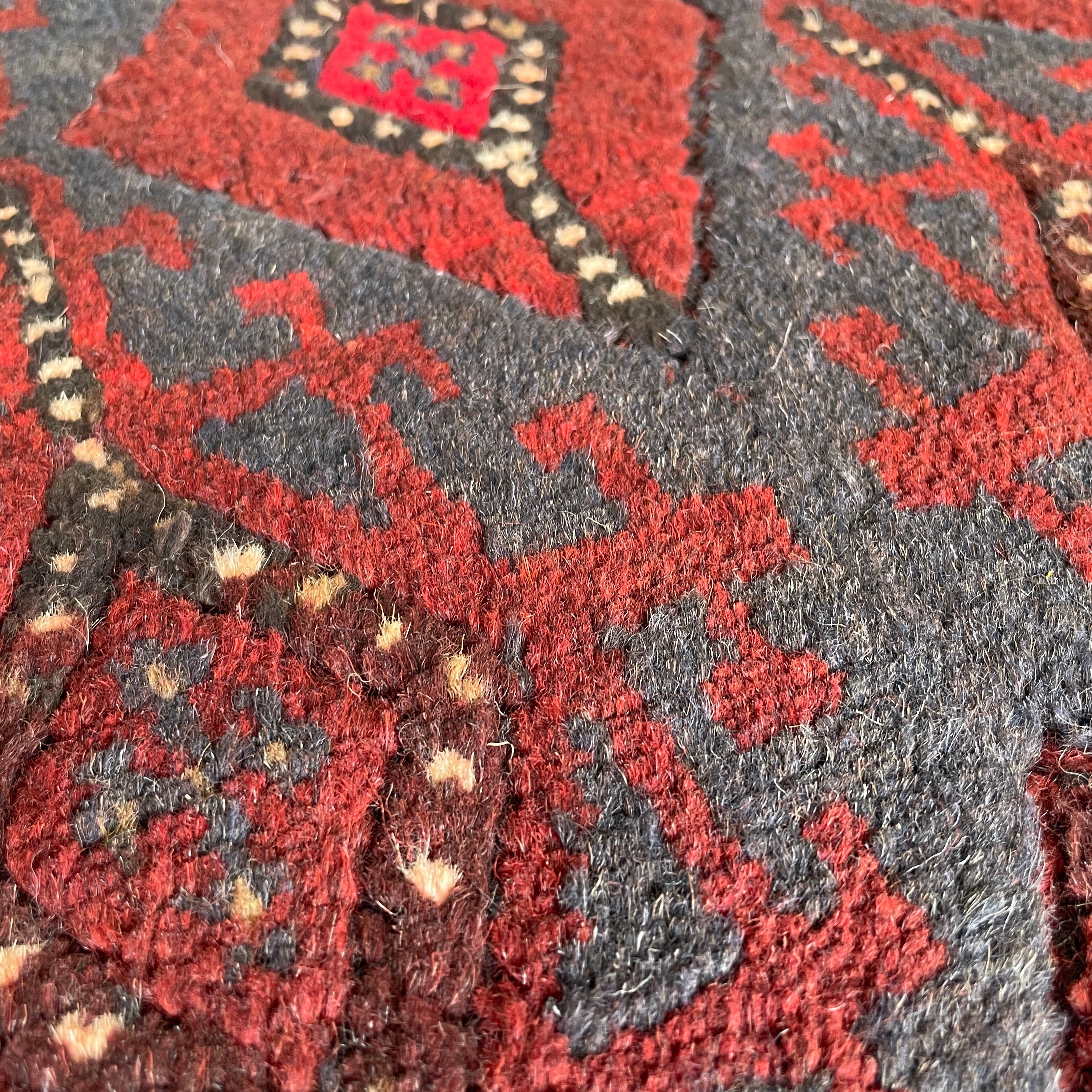 Afghan Mushwani Runner