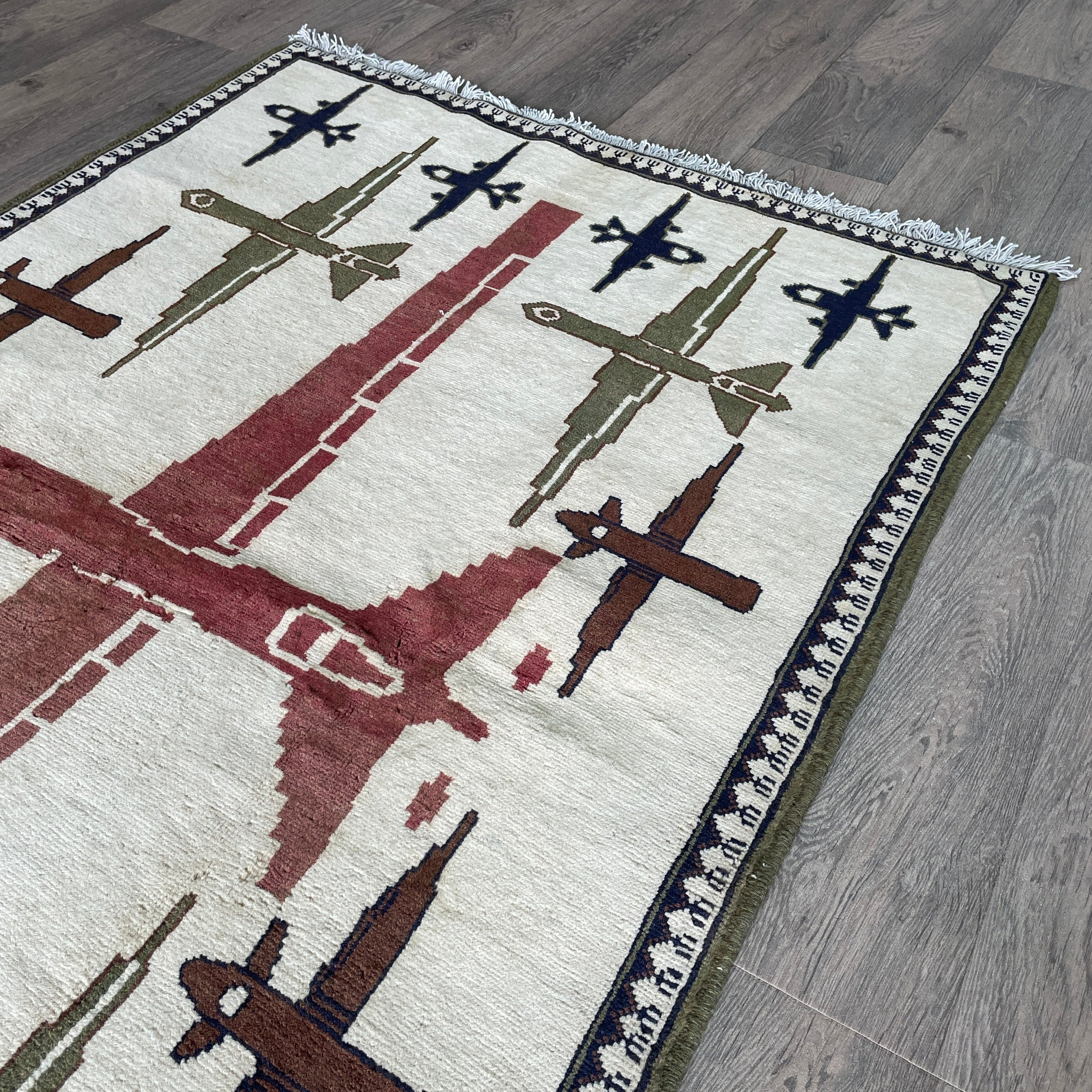 160 x 99 cm | Afghan War Rug