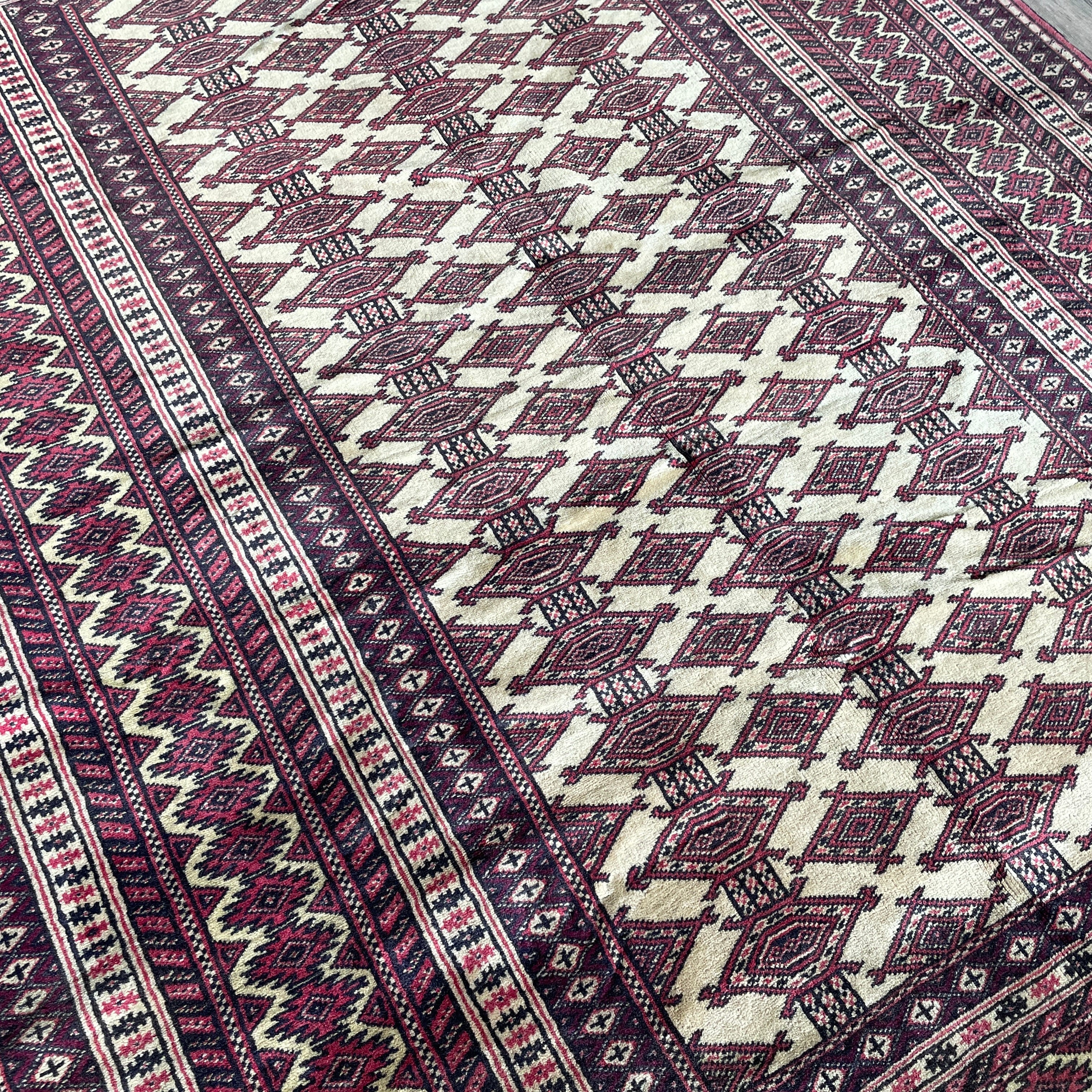 Old Afghan Zahir Shah Rug c. 1970