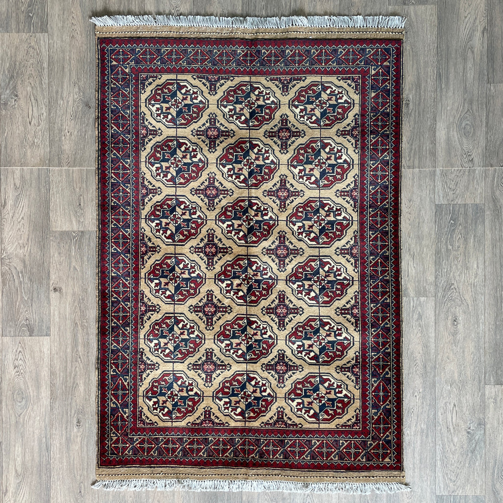 Fine Turkmen Tekke Rug (Merino Wool)