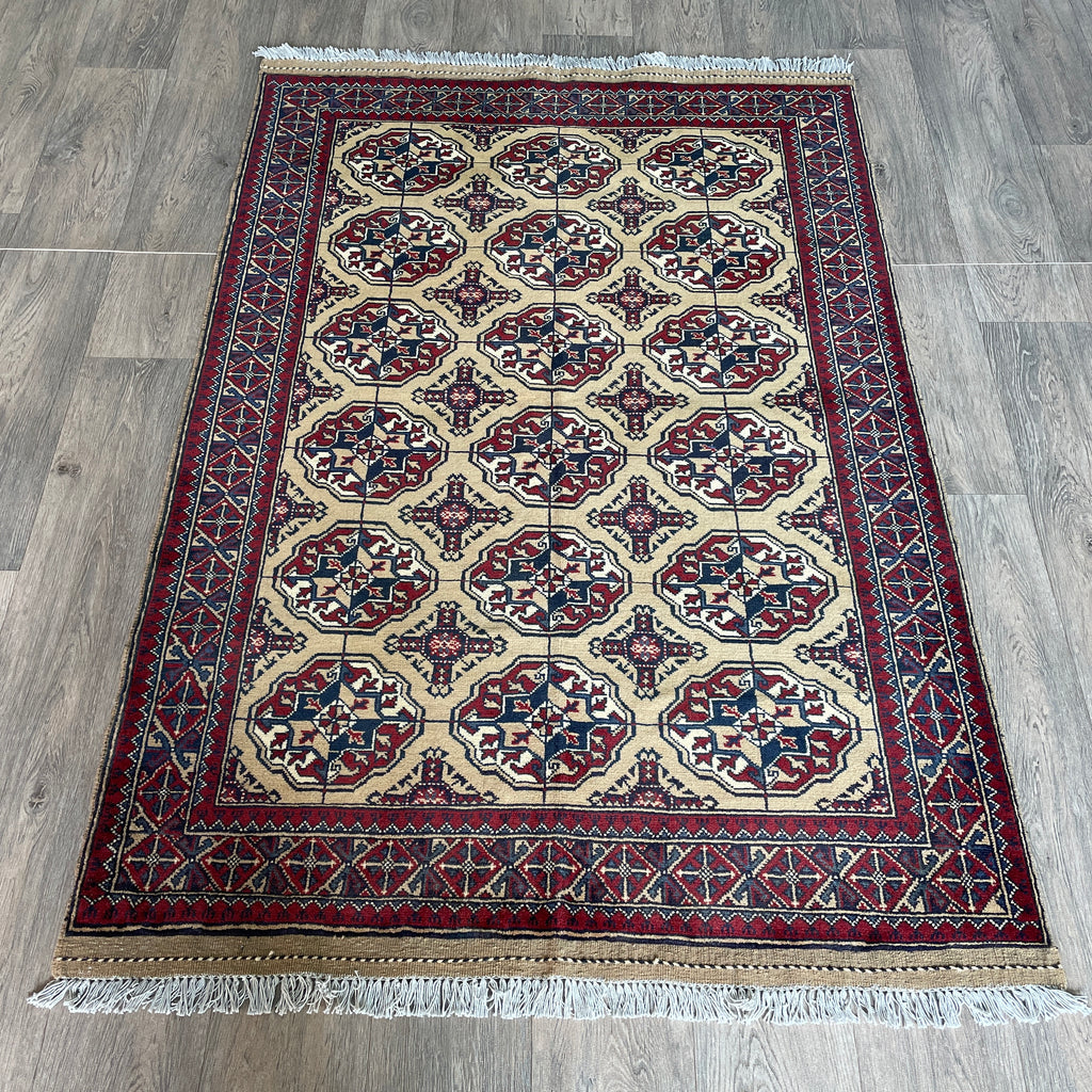 Fine Turkmen Tekke Rug (Merino Wool)