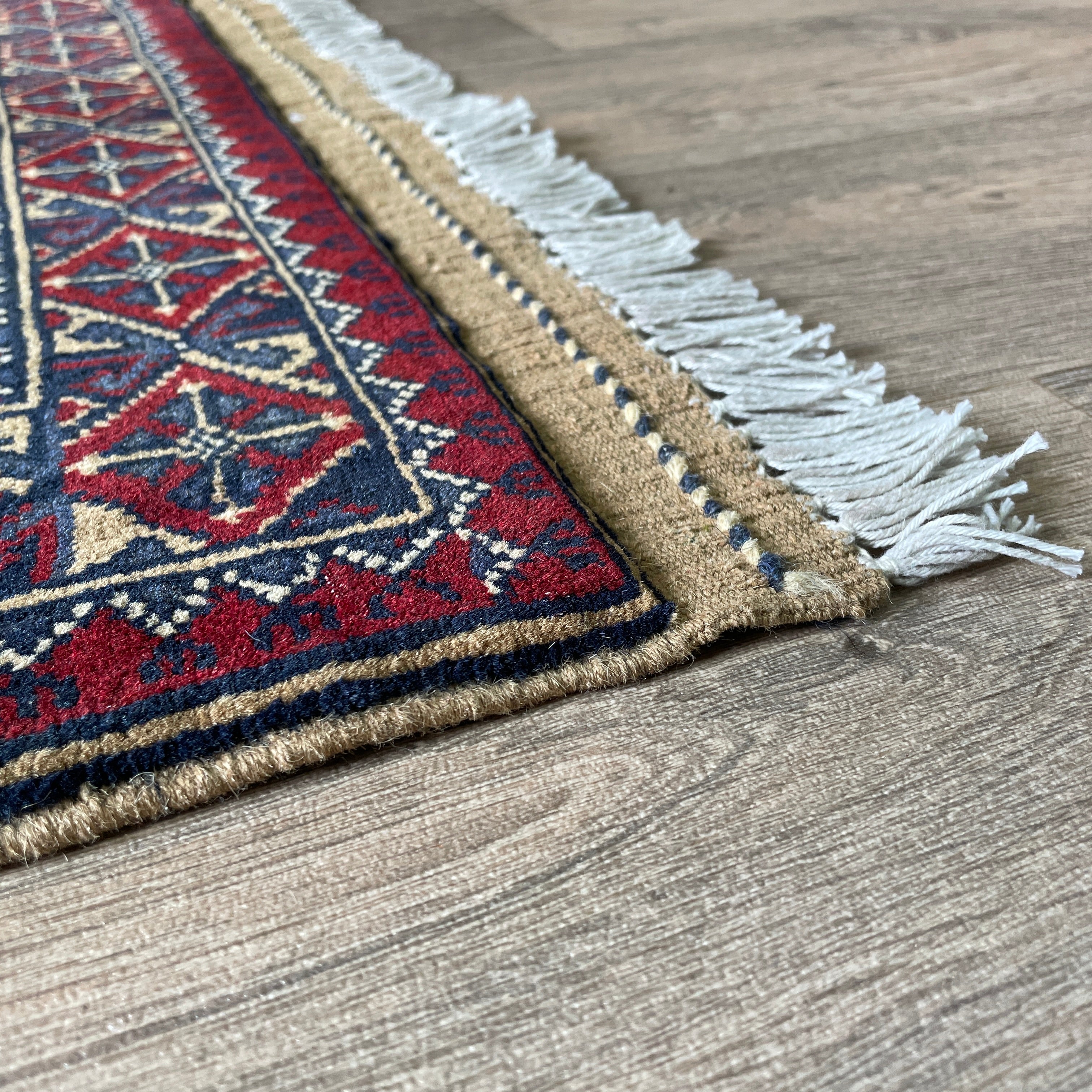 Fine Turkmen Tekke Rug (Merino Wool)