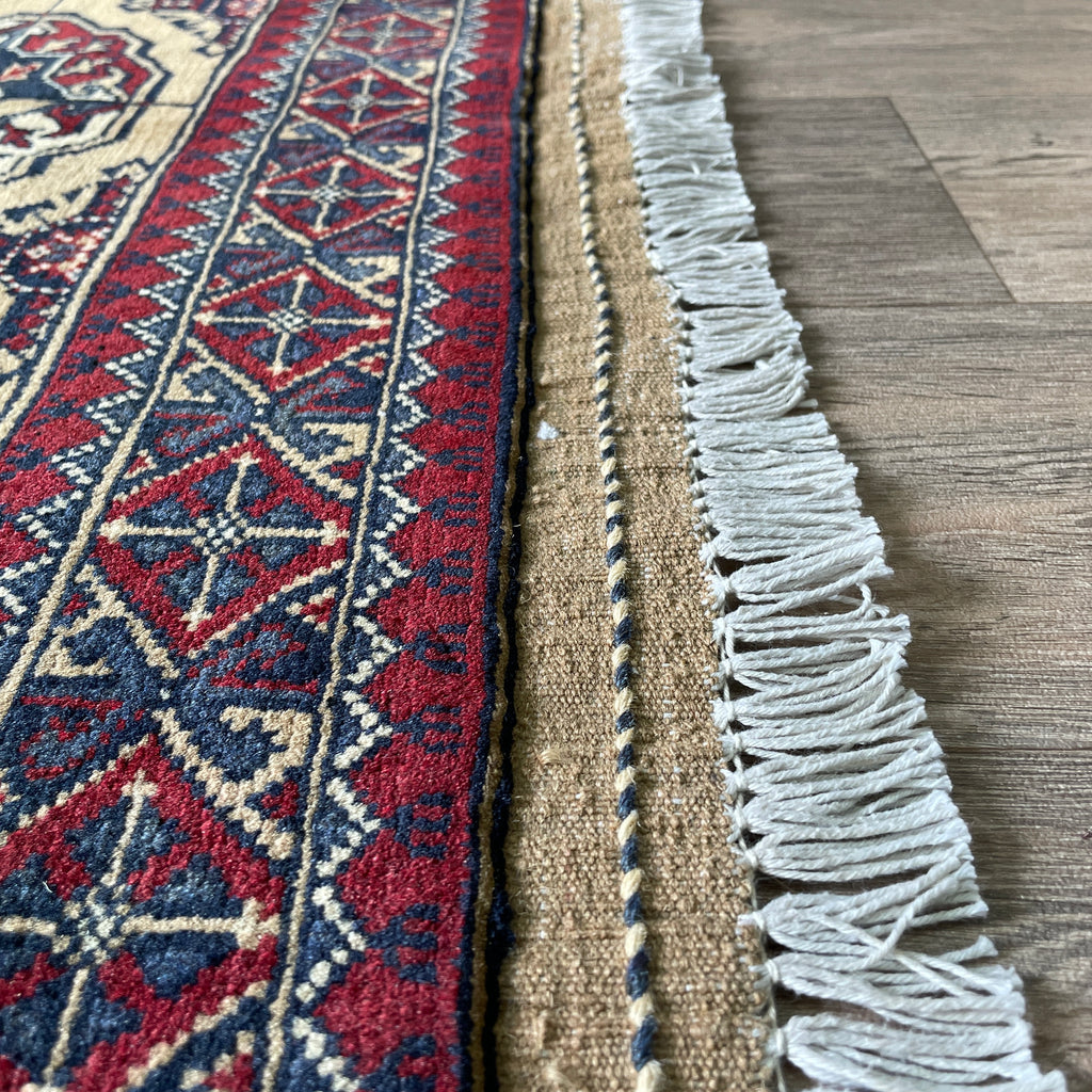 Fine Turkmen Tekke Rug (Merino Wool)