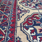 Fine Turkmen Tekke Rug (Merino Wool)