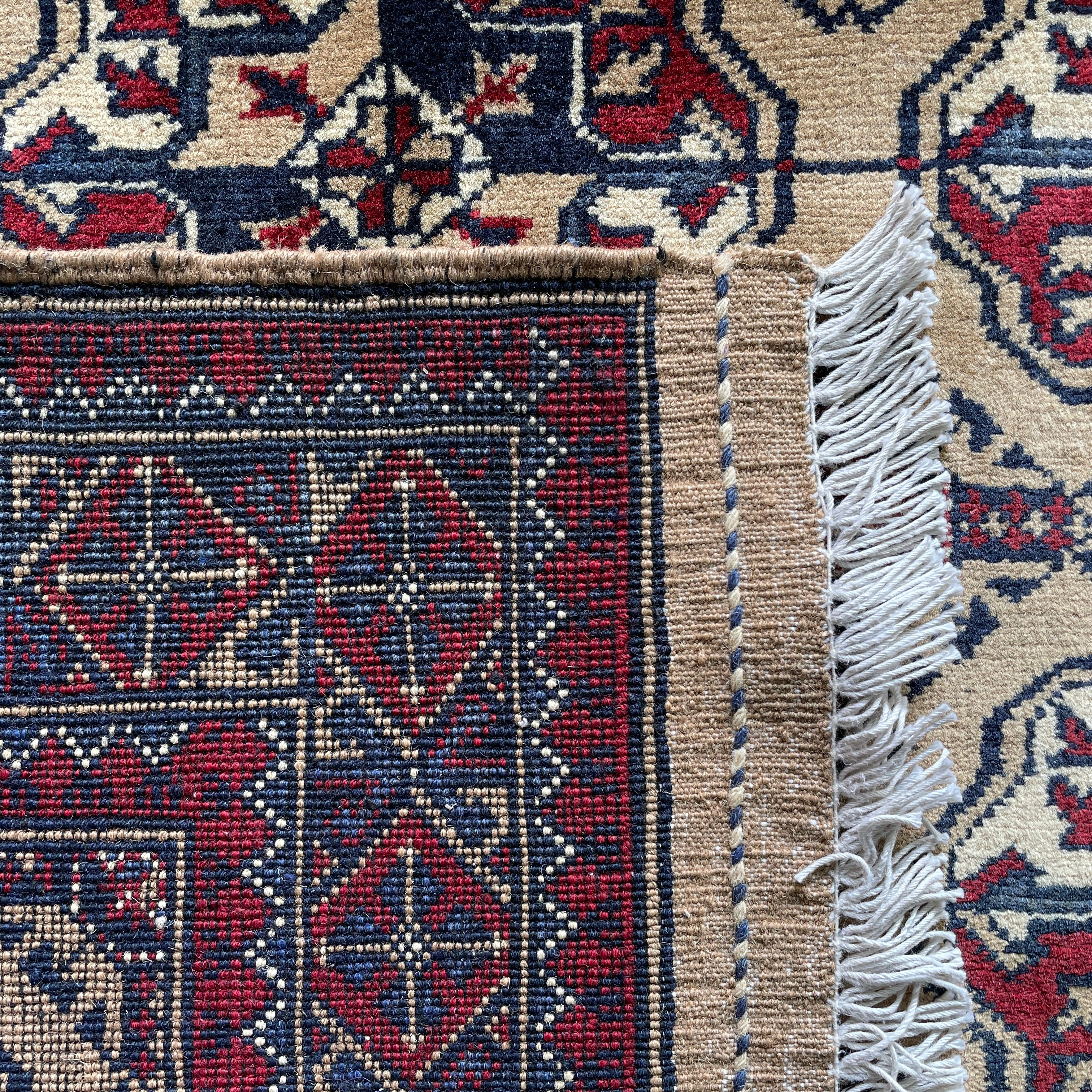 Fine Turkmen Tekke Rug (Merino Wool)