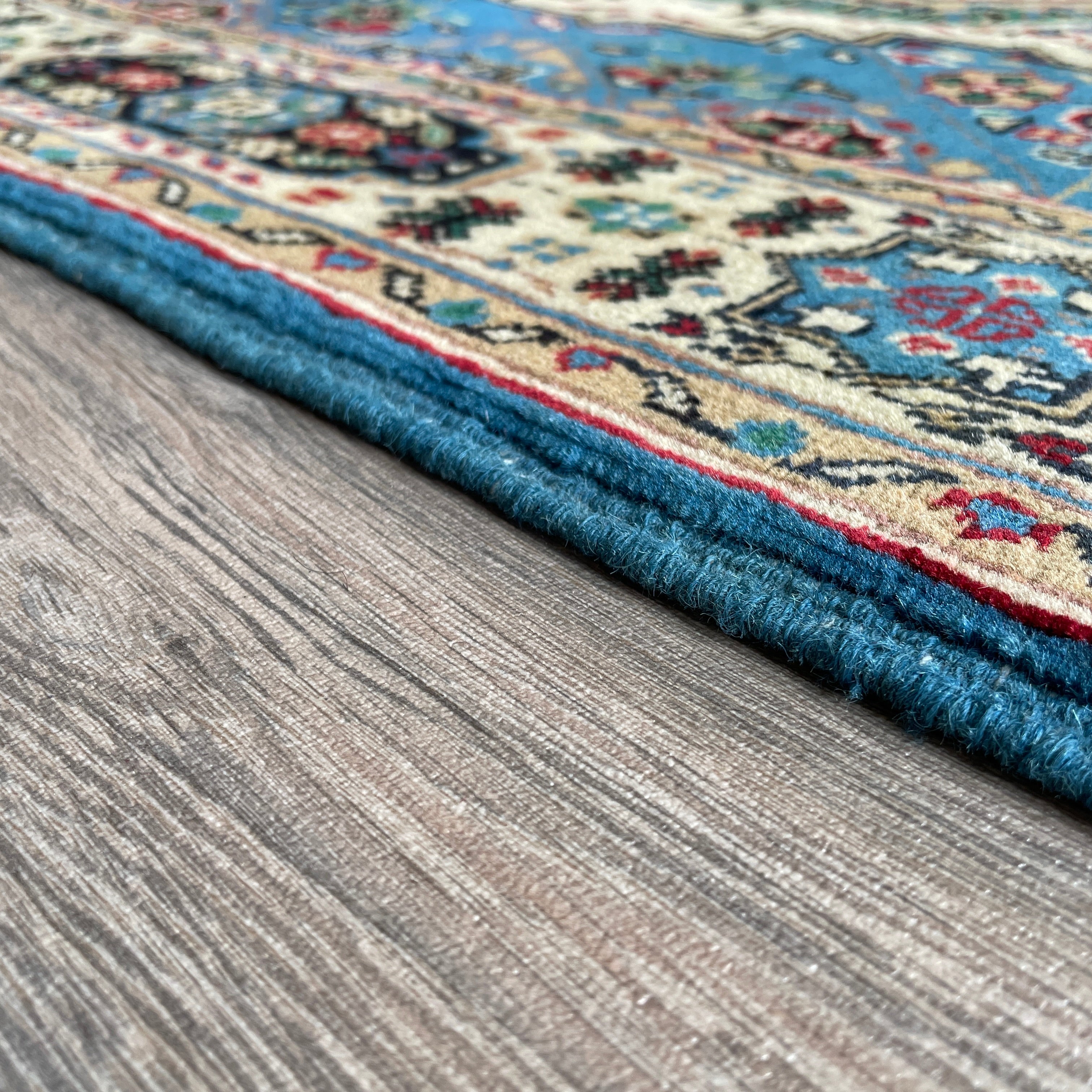 Fine Afghan Mamluk Rug (Merino Wool)
