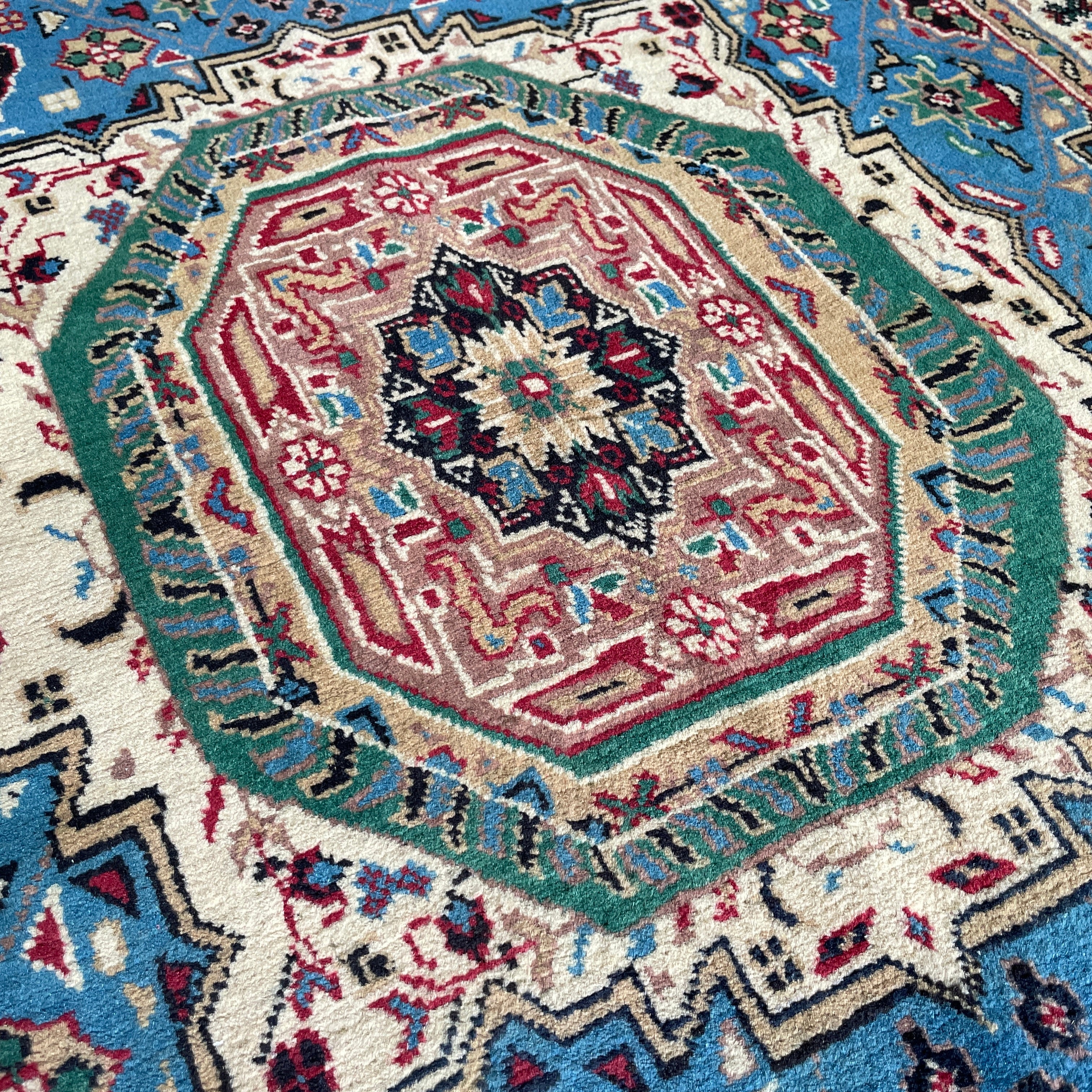 Fine Afghan Mamluk Rug (Merino Wool)