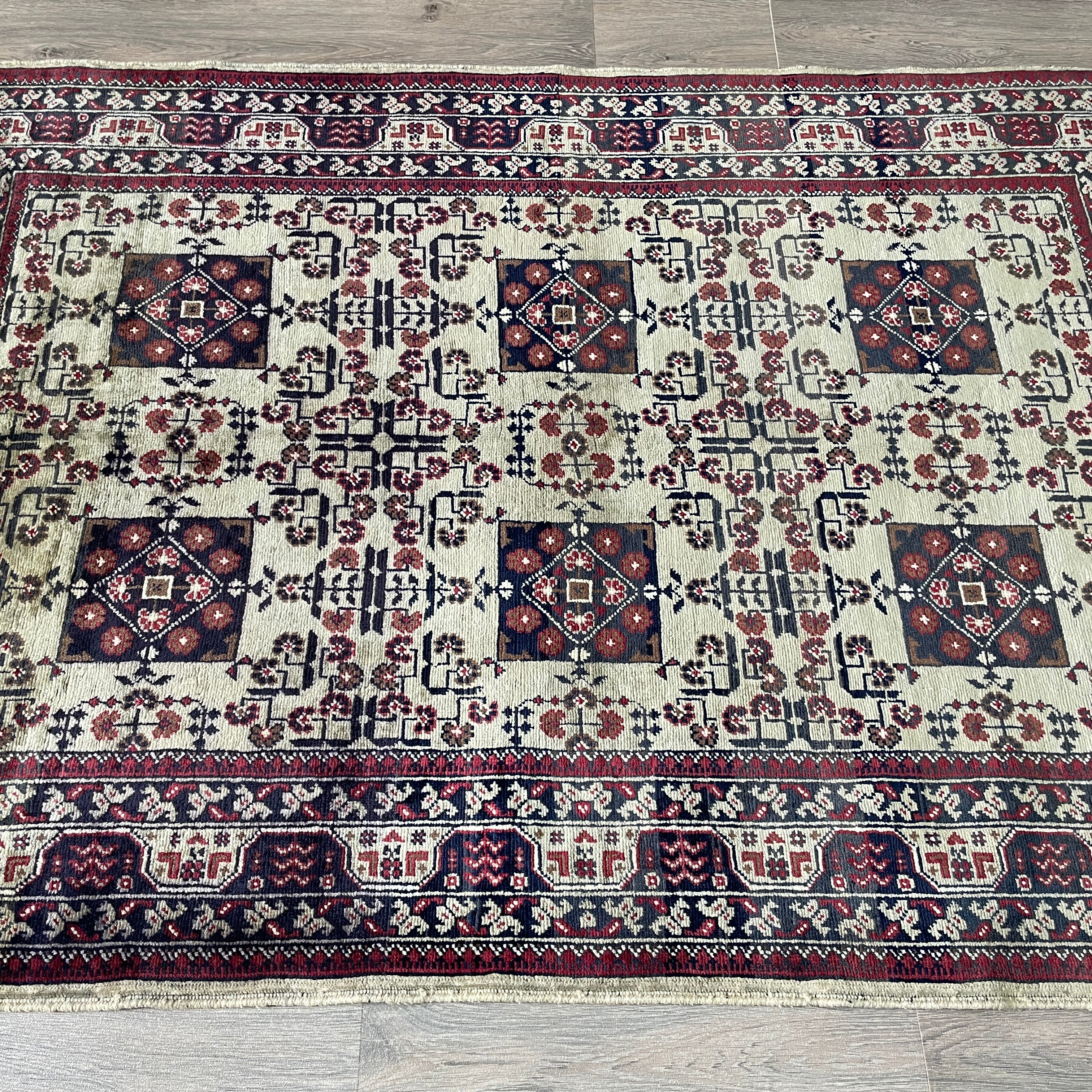 Fine Afghan Khal Muhammadi Rug (Merino Wool)